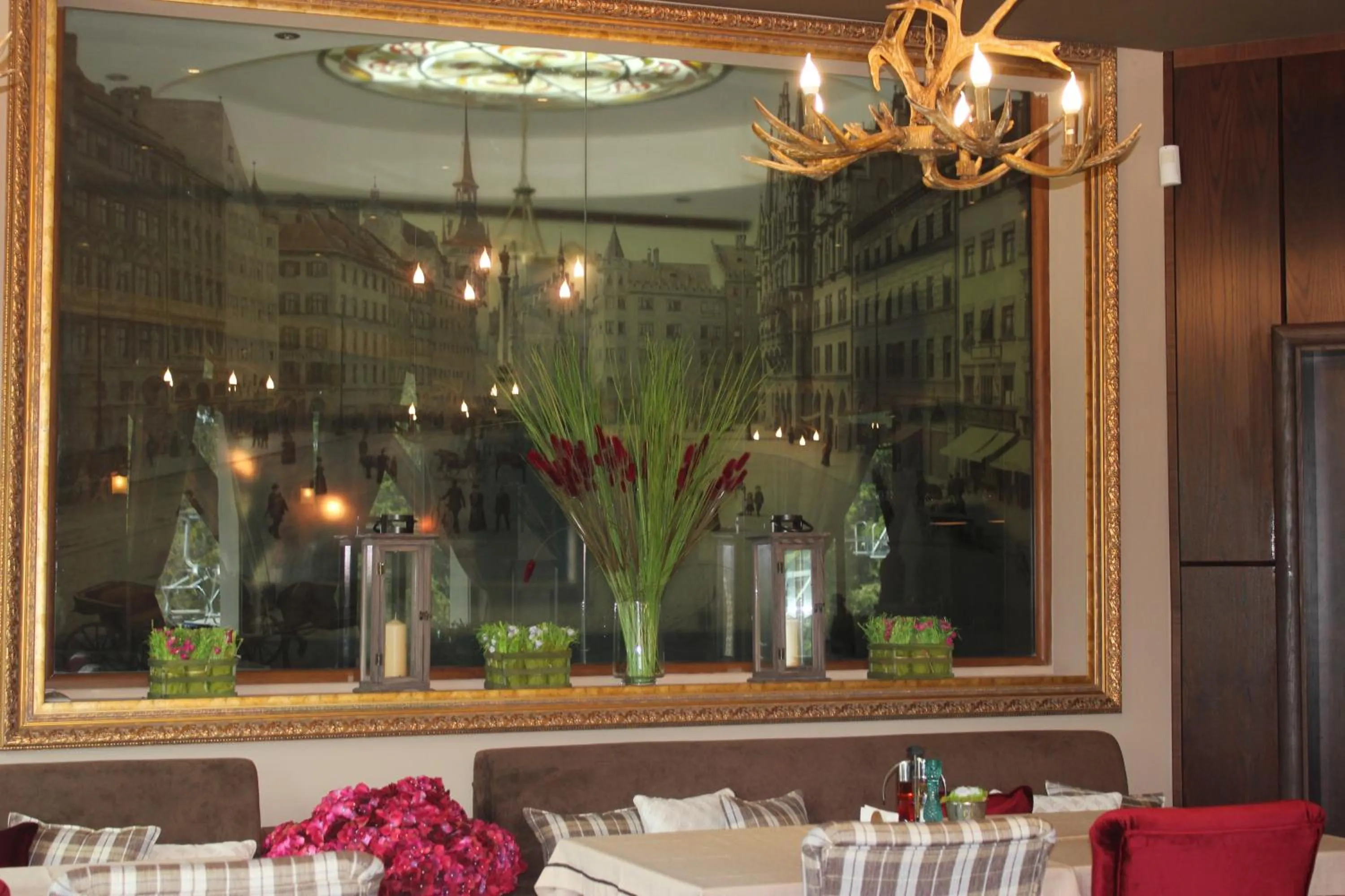 Restaurant/places to eat in Hotel Iva & Elena