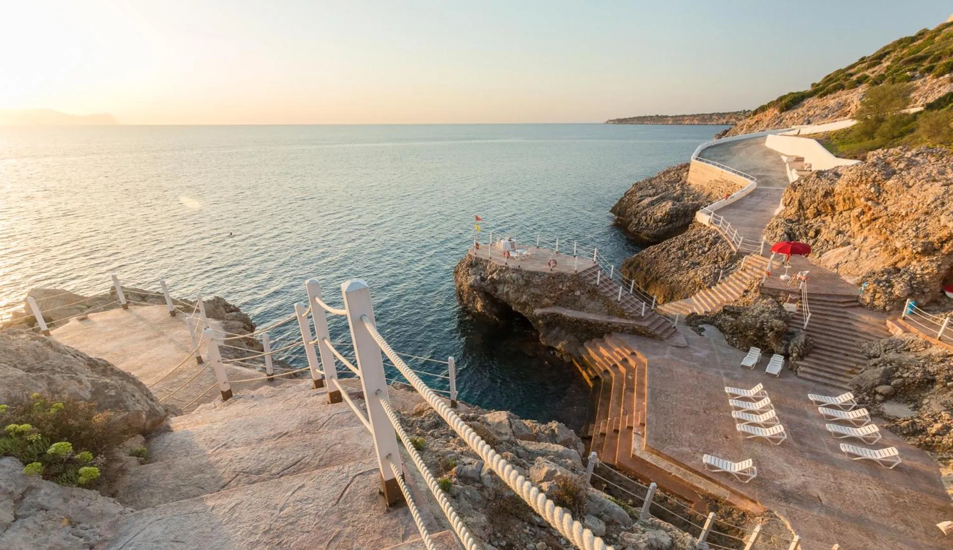Sea view in Perla Del Golfo Resort
