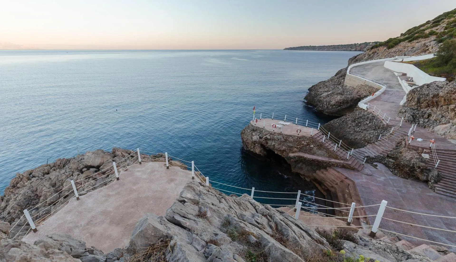 Sea view in Perla Del Golfo Resort
