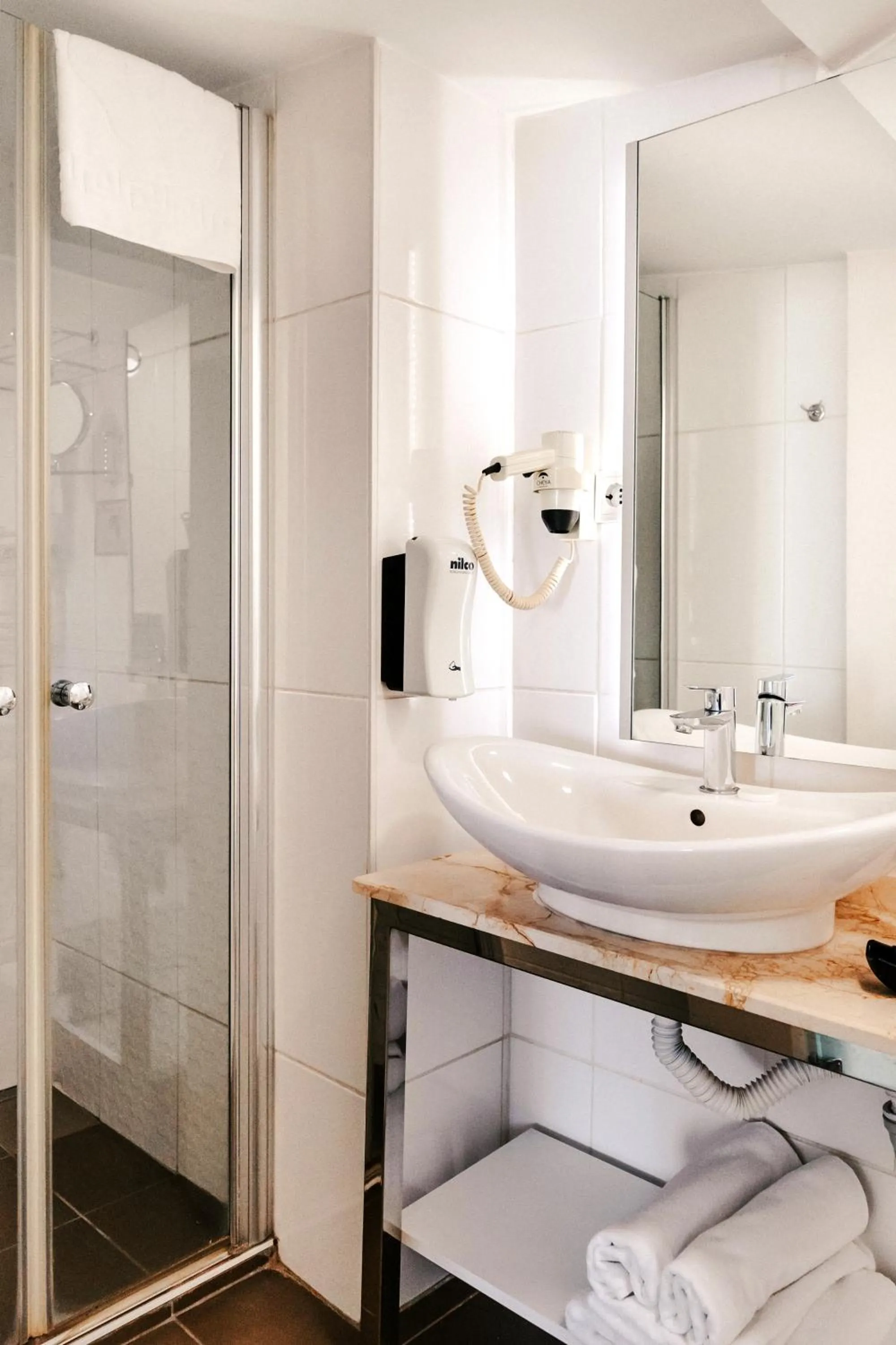 Bathroom in Cheya Beşiktaş Istanbul Bosphorus City Center Hotel & Suites