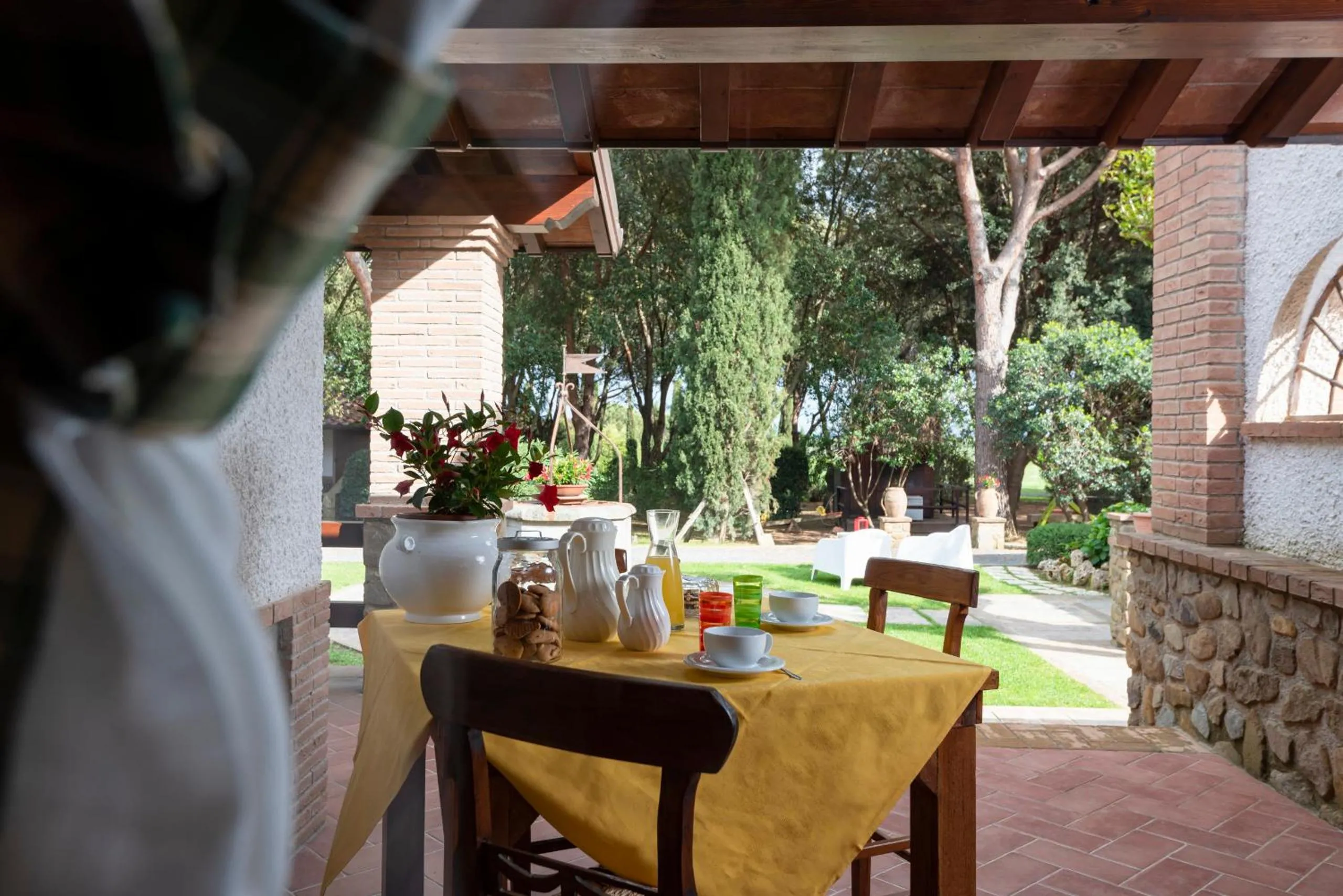 Patio in Agriturismo La Rombaia