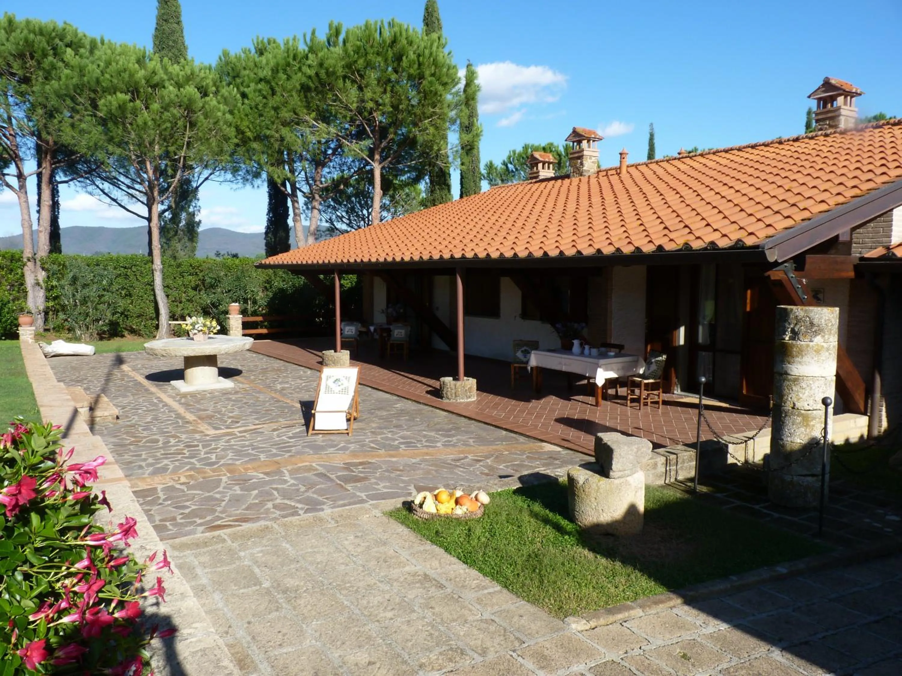 Facade/entrance in Agriturismo La Rombaia