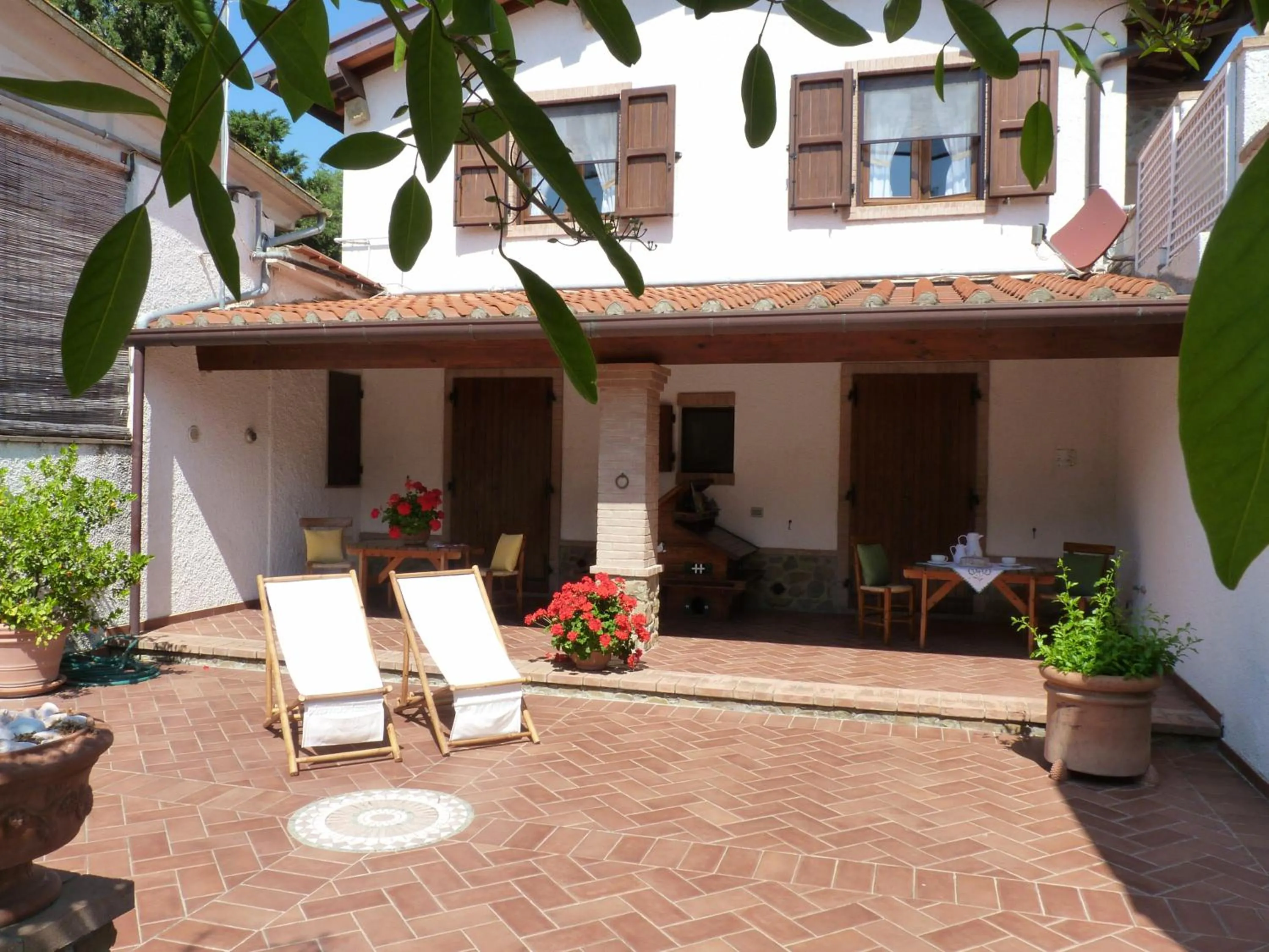 Patio in Agriturismo La Rombaia