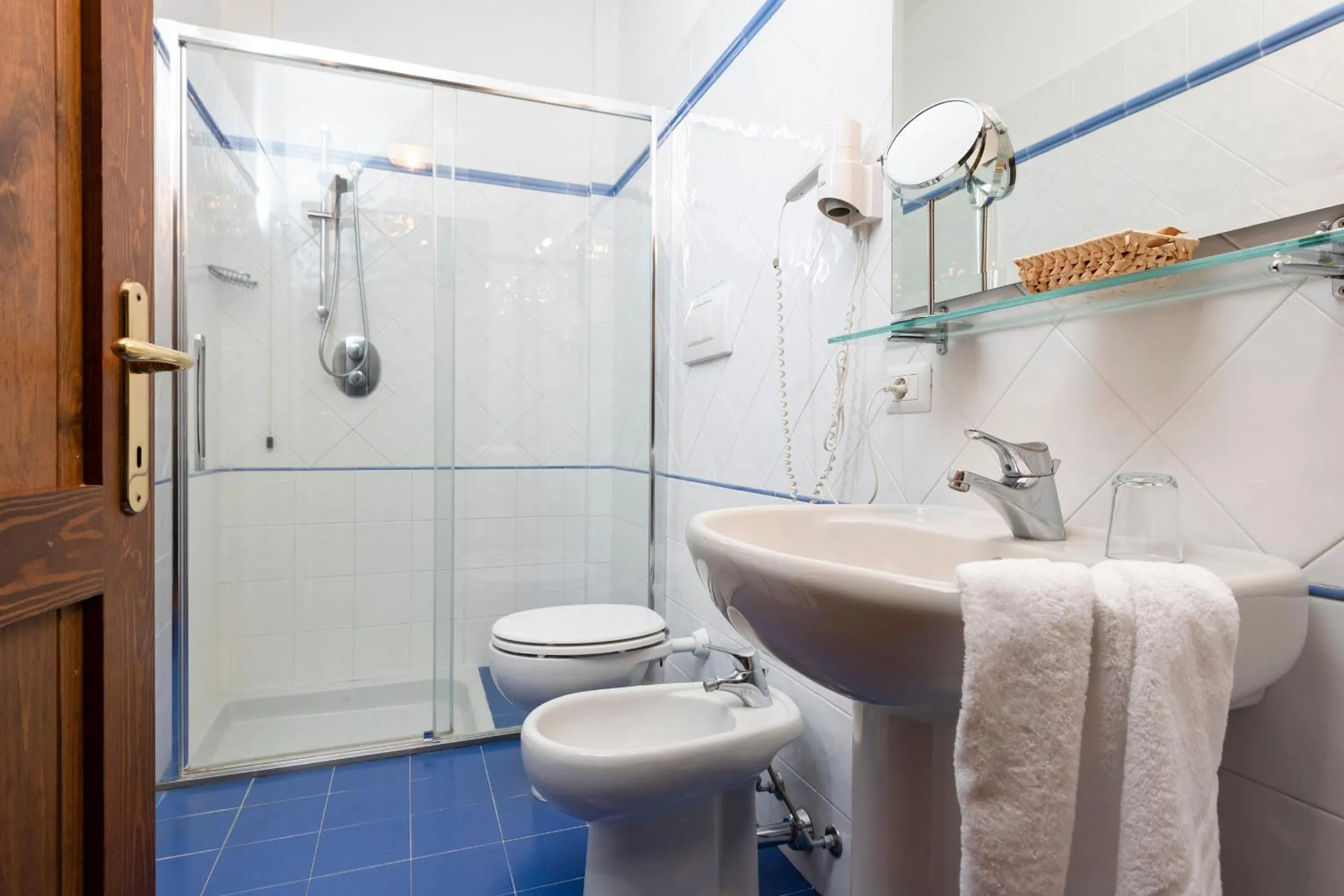 Bathroom in Agriturismo La Rombaia