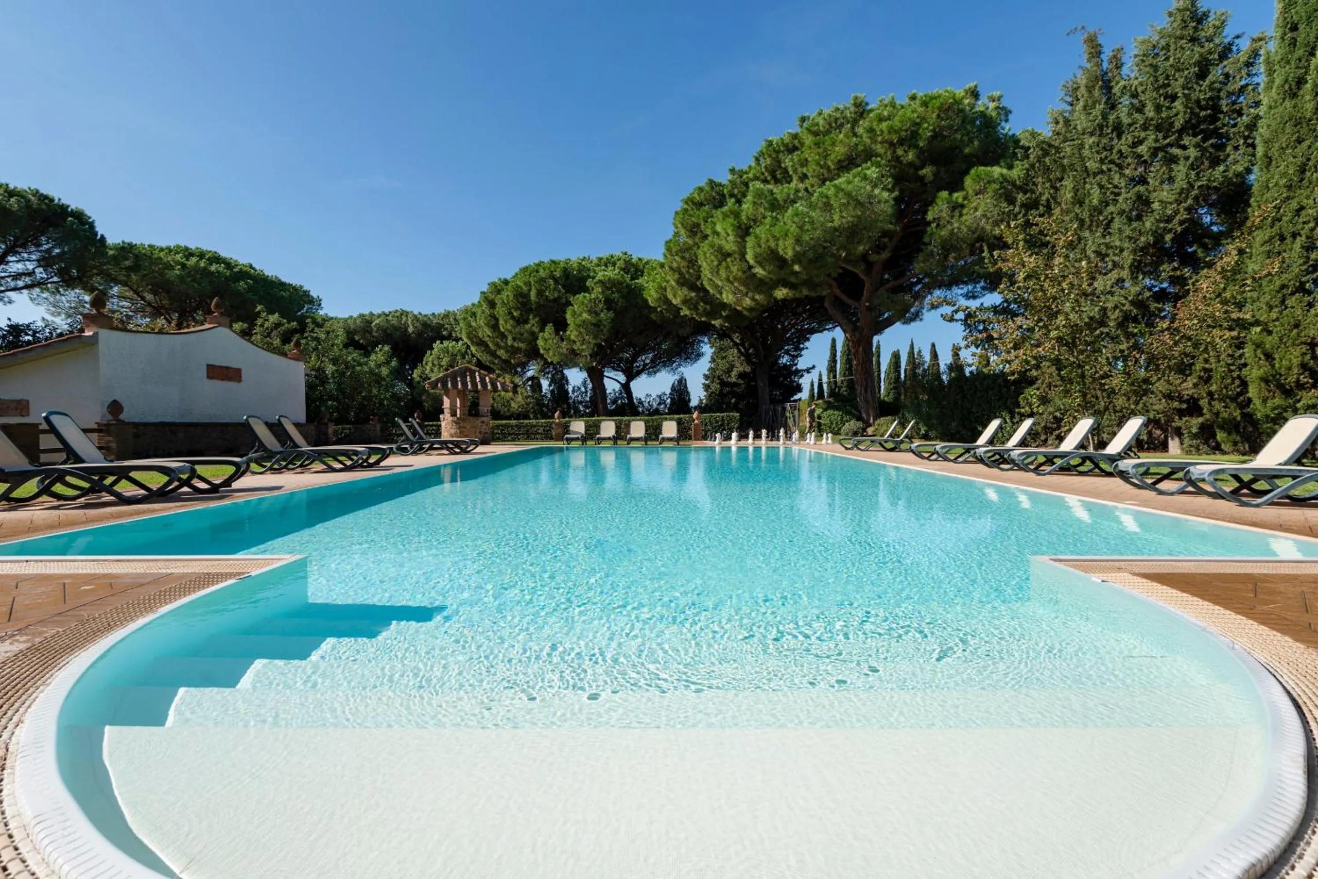 Swimming pool in Agriturismo La Rombaia