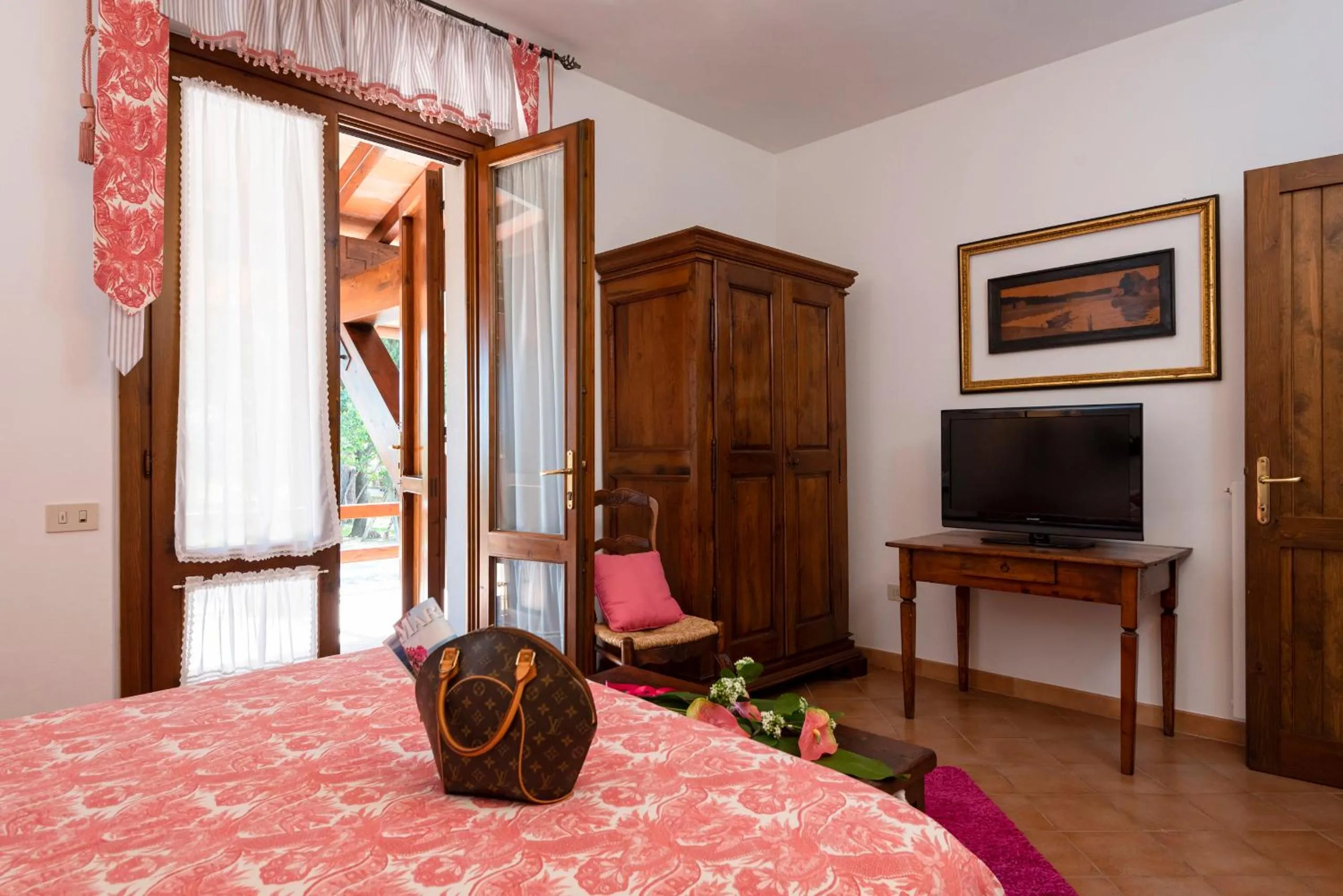 Photo of the whole room, Bed in Agriturismo La Rombaia