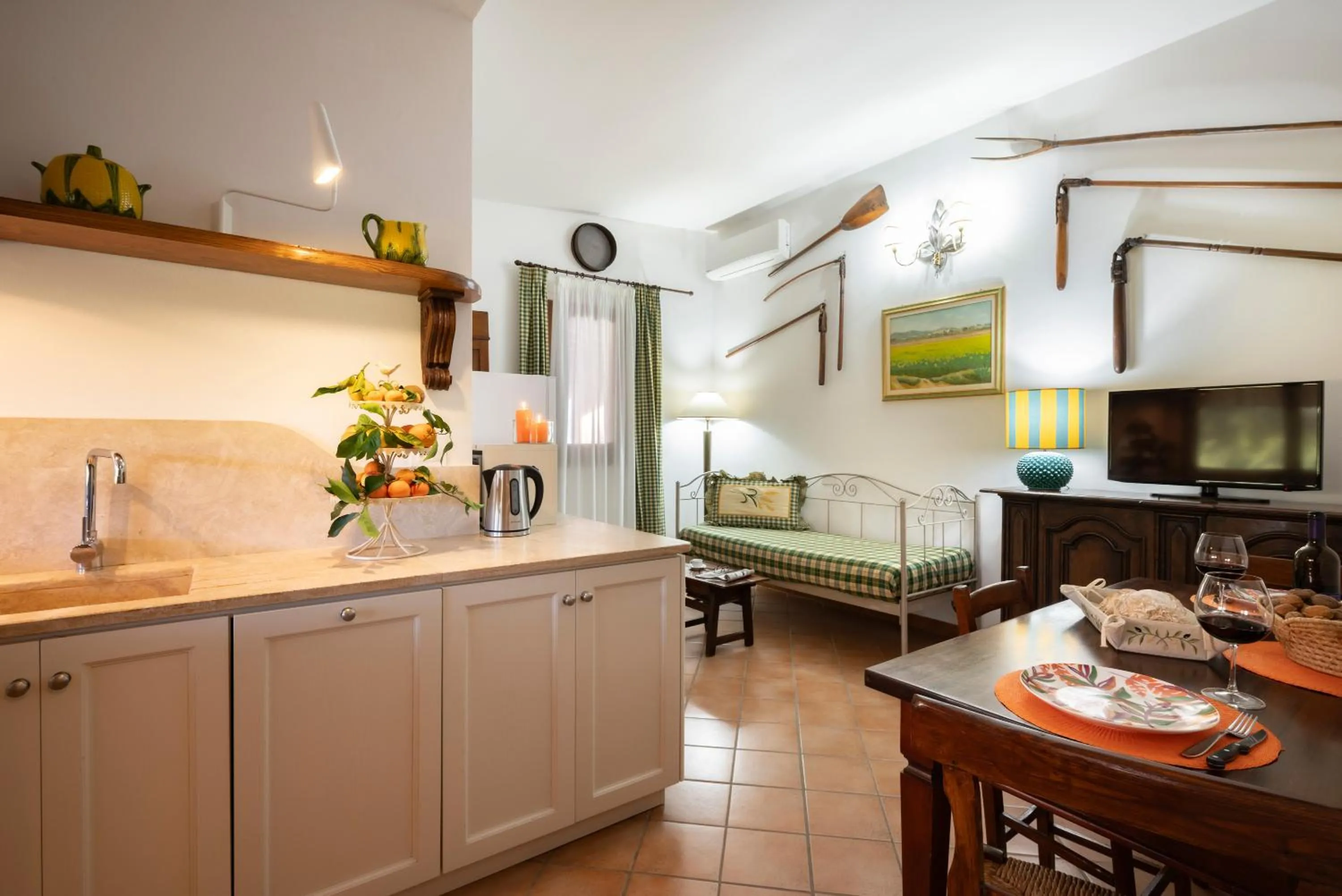 Kitchen or kitchenette in Agriturismo La Rombaia