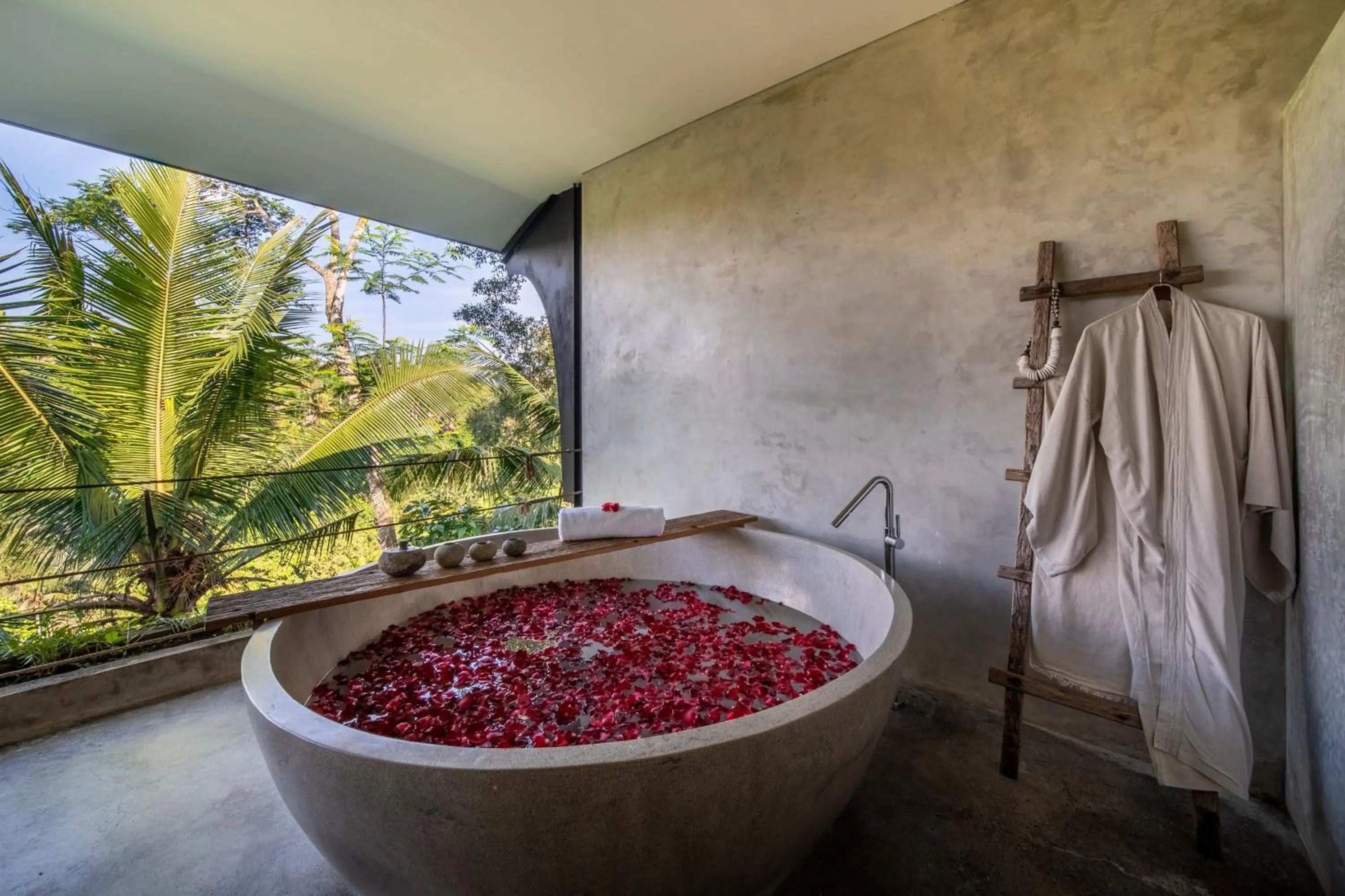 Massage in The Hidden Paradise Ubud - CHSE Certified