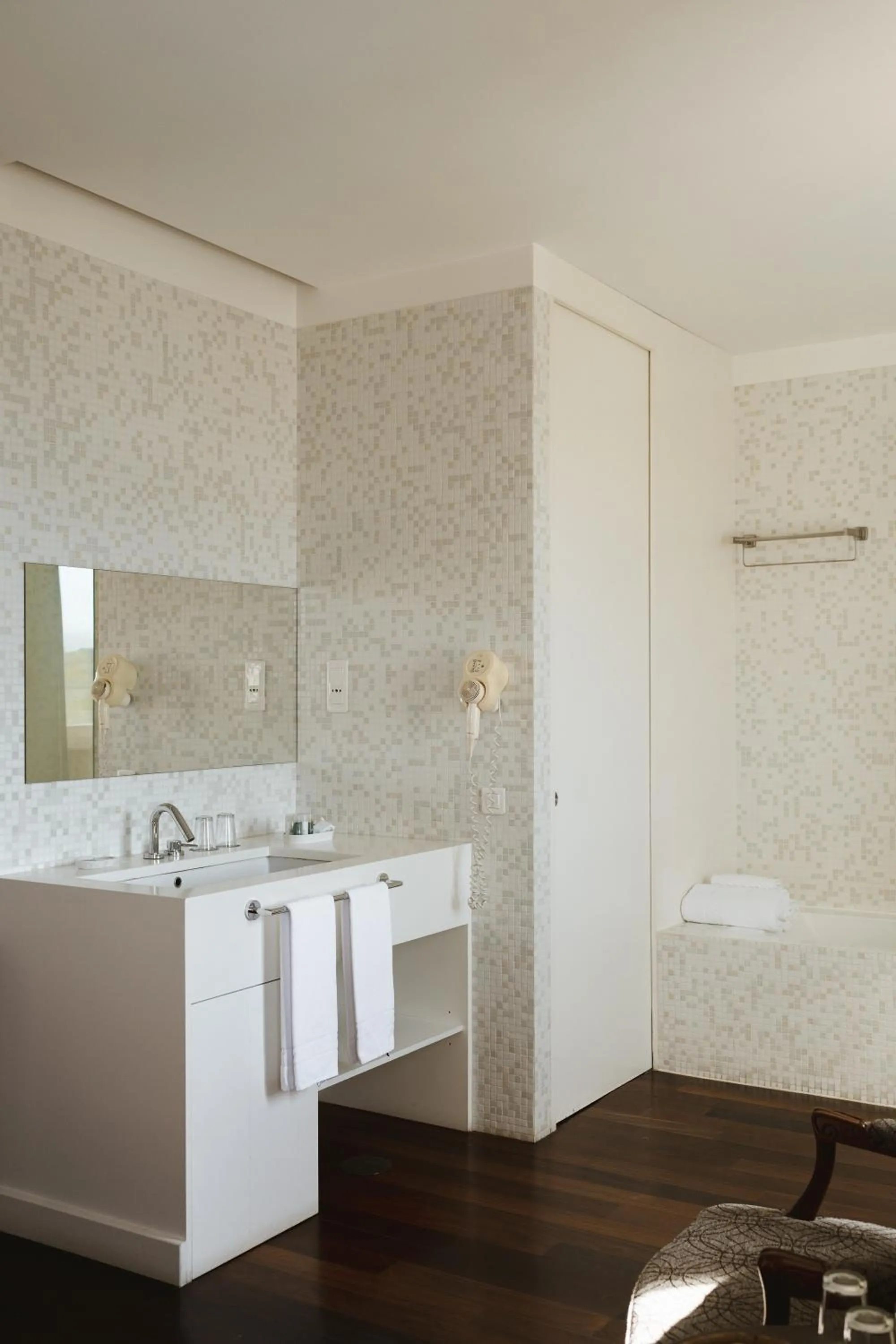 Bathroom in Douro Scala