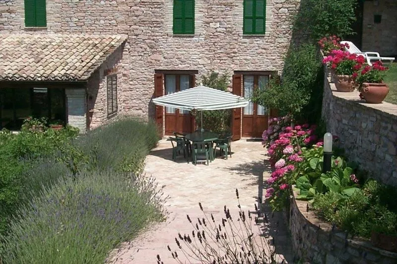 Property building in L'Oasi