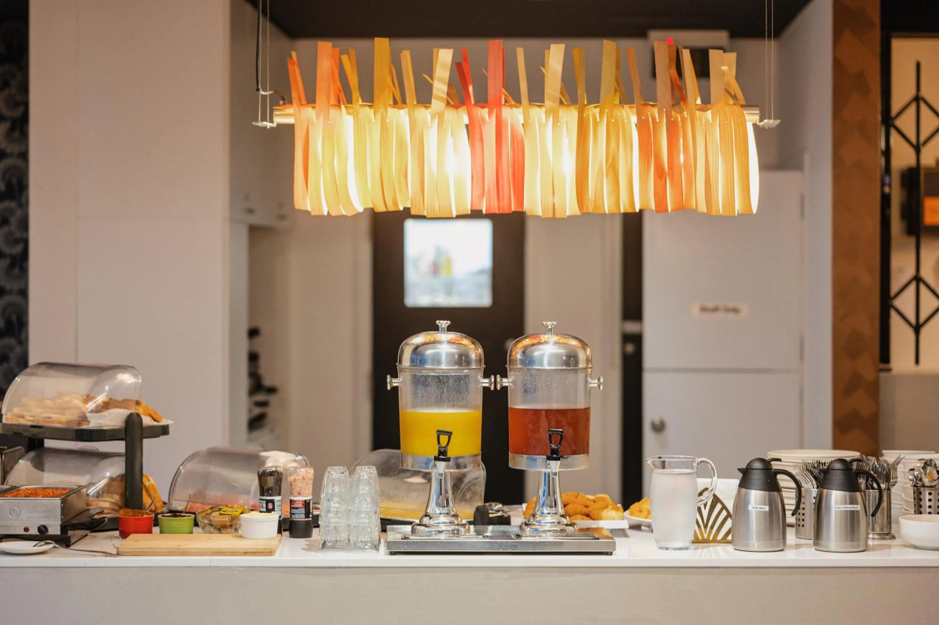 Buffet breakfast in Royal Pacific Hotel