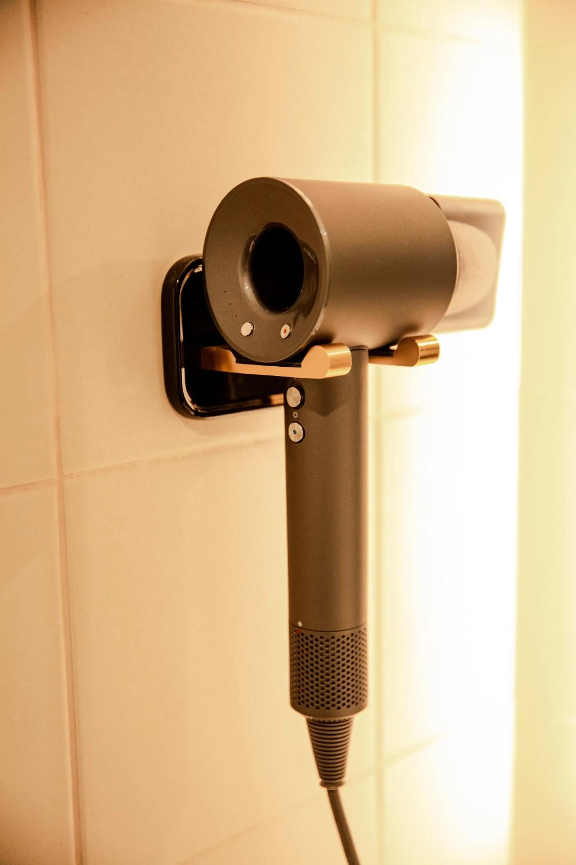 Bathroom in Royal Pacific Hotel