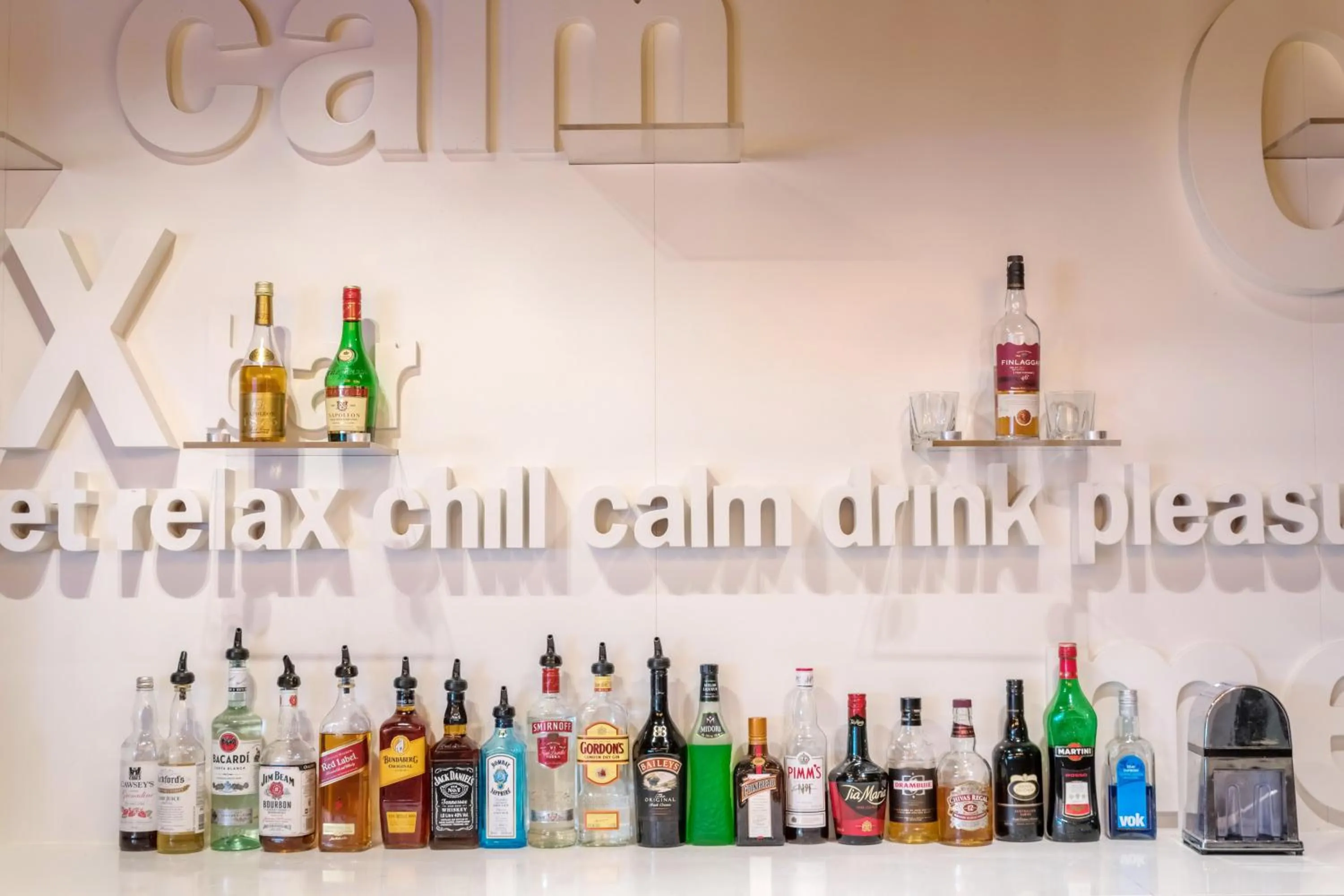 Drinks in Royal Pacific Hotel