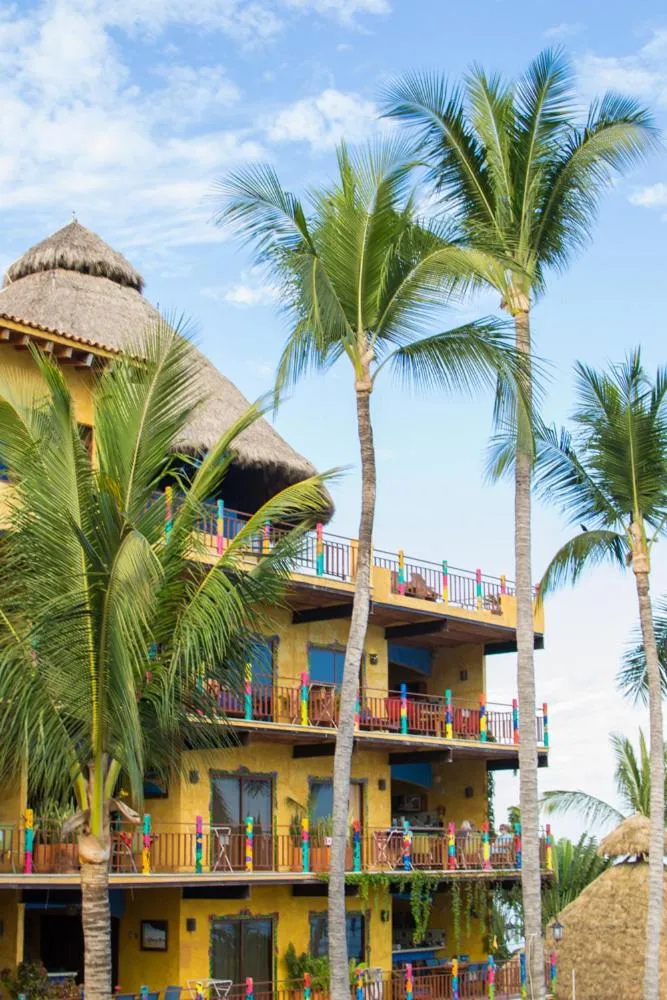 Facade/entrance in Cabañas del Capitan