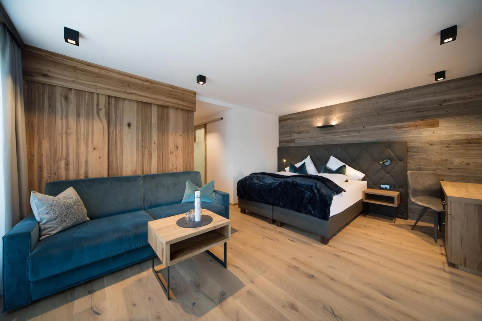 Bedroom, Bed in Hotel Stubai