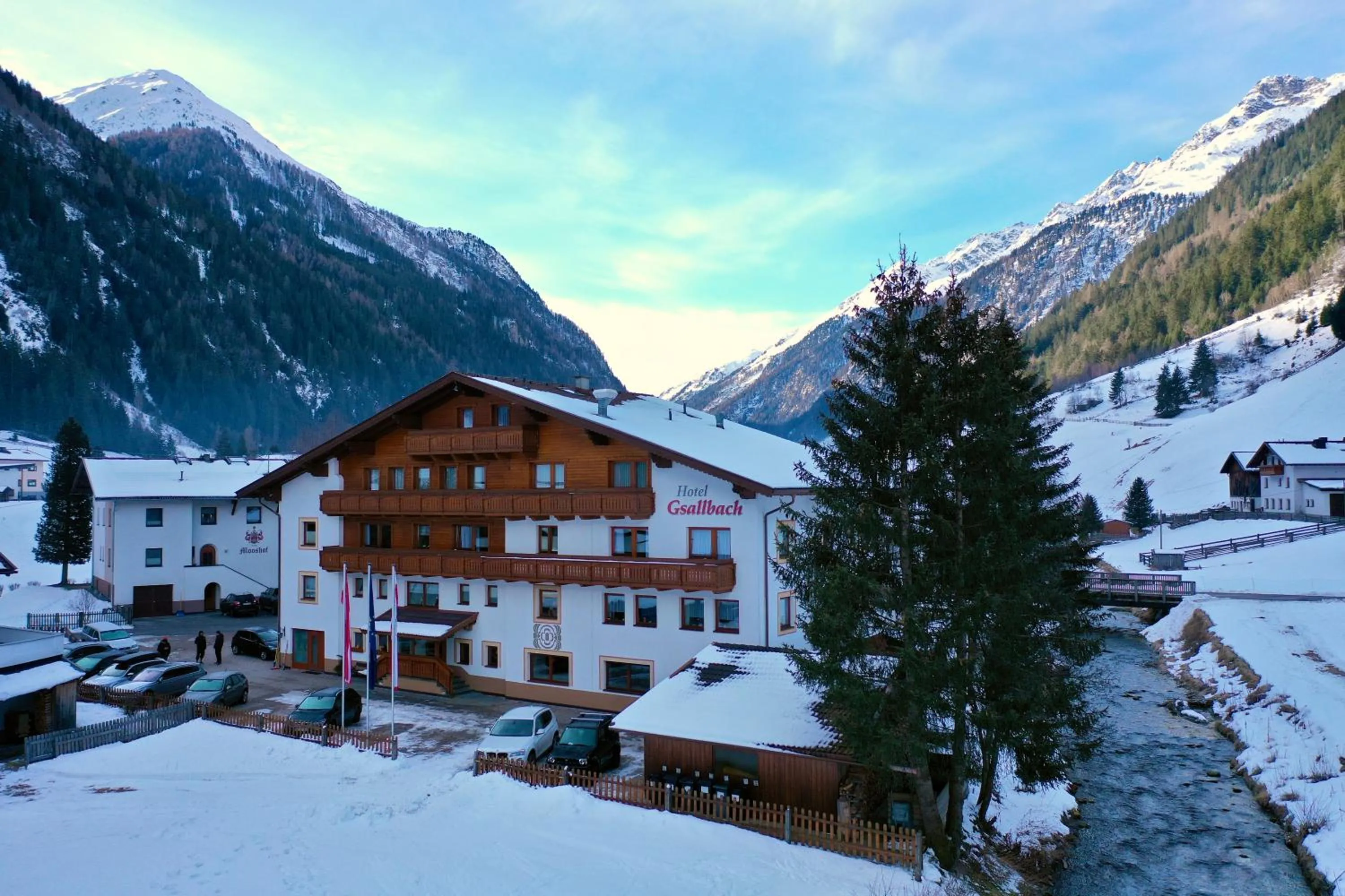 Property building in Hotel Gsallbach