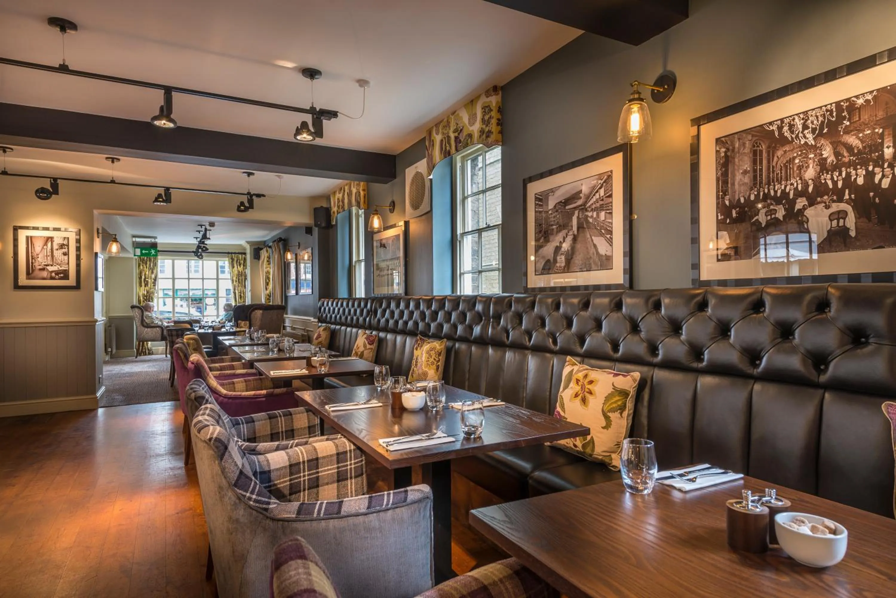 Restaurant/places to eat in The Golden Lion Hotel, St Ives, Cambridgeshire - The Coaching Inn Group
