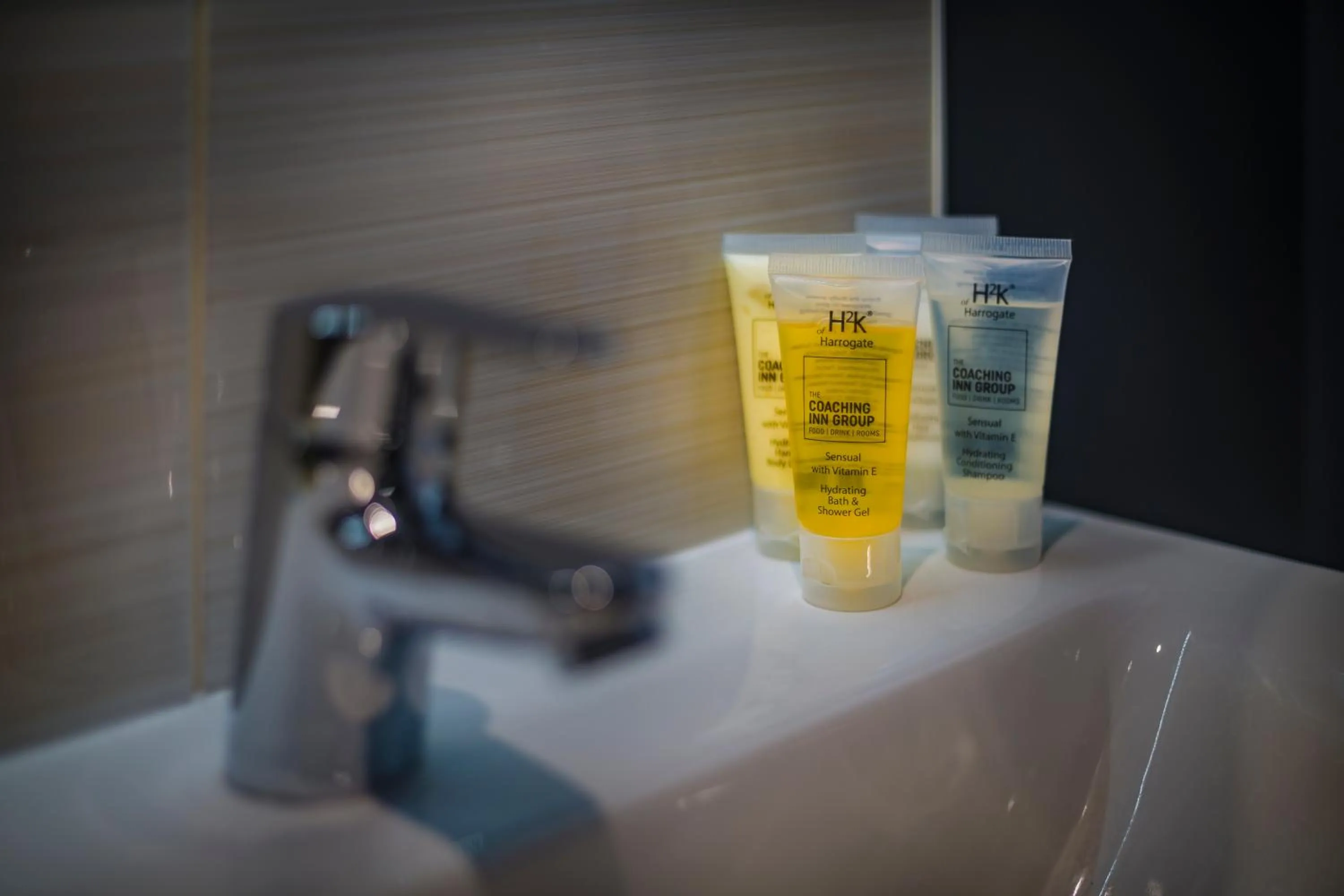 Bathroom in The Golden Lion Hotel, St Ives, Cambridgeshire - The Coaching Inn Group