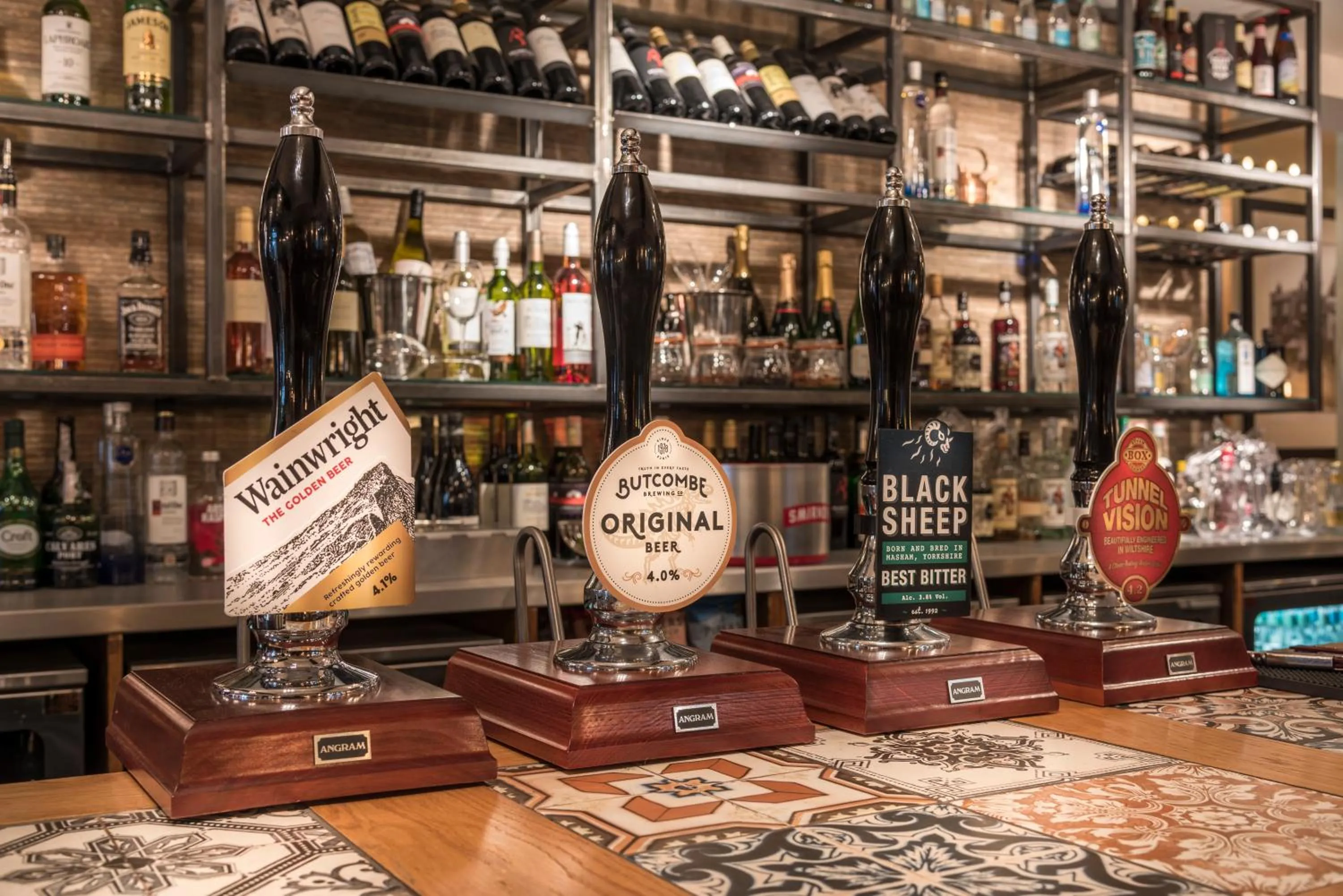 Lounge or bar in The Golden Lion Hotel, St Ives, Cambridgeshire - The Coaching Inn Group