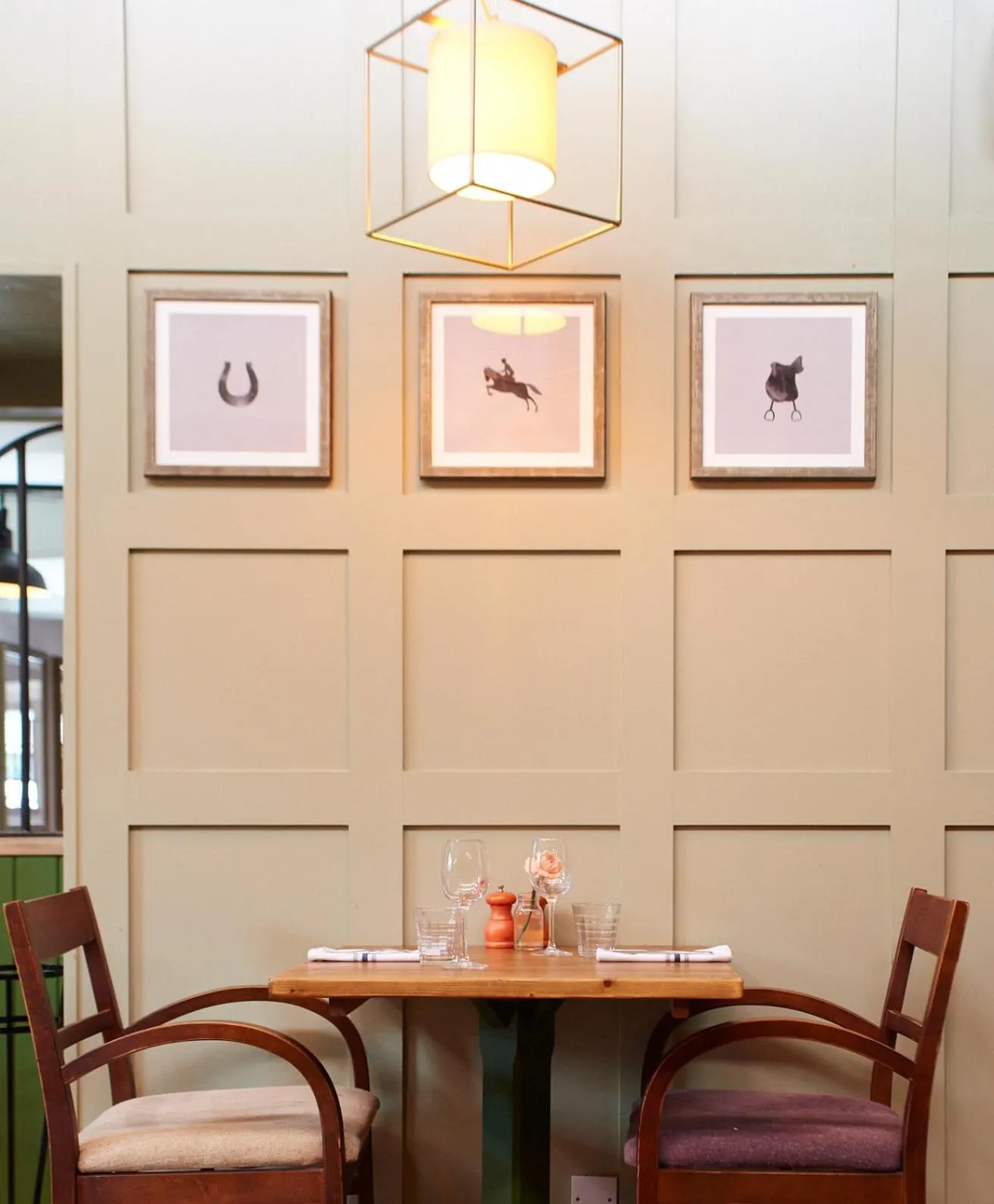 Restaurant/places to eat in The Bear Esher