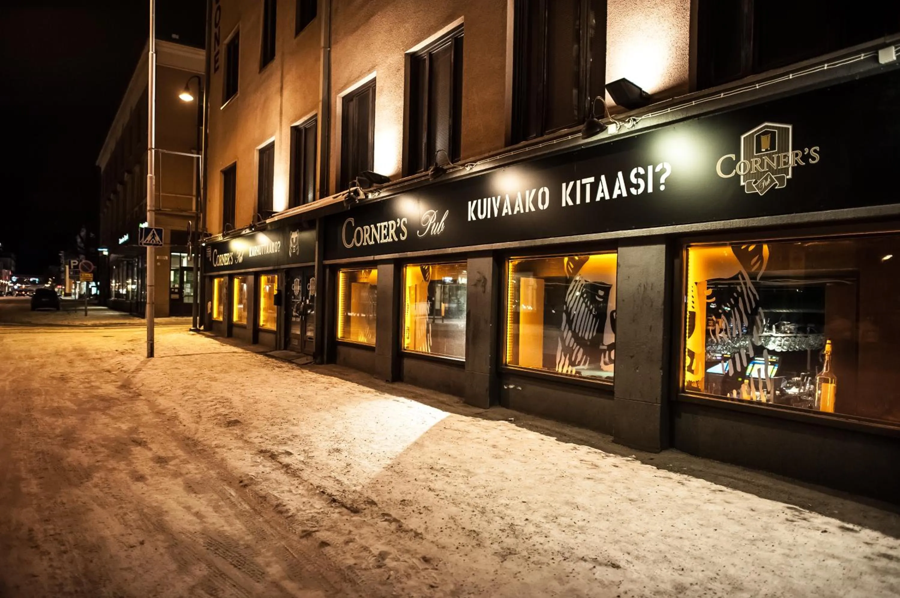 Billiard in Hotel Seurahuone