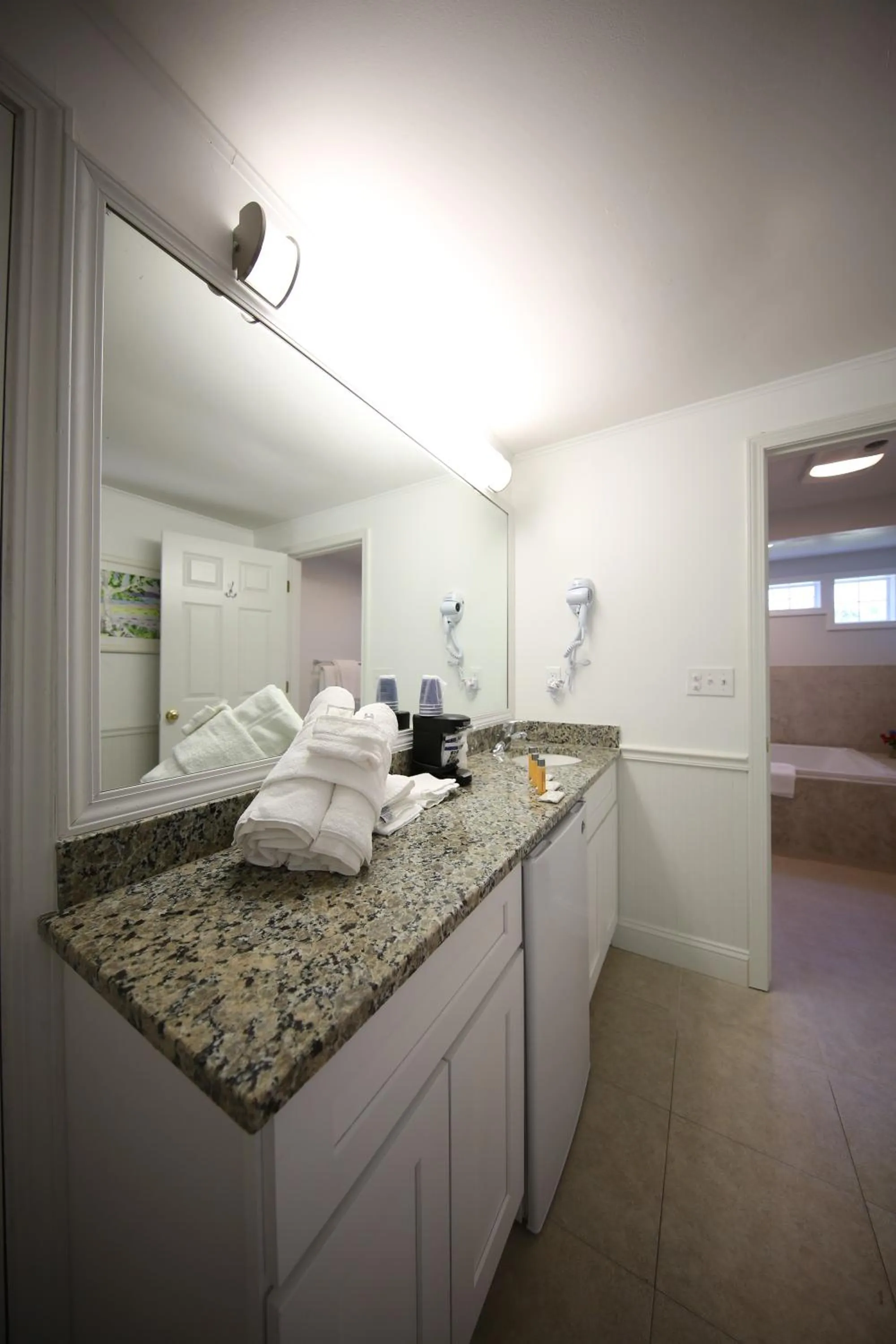 Bathroom in Colonial Inn Harbor Springs