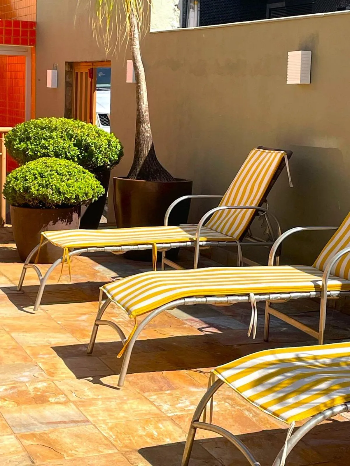 Swimming pool in Hotel Verdes Mares