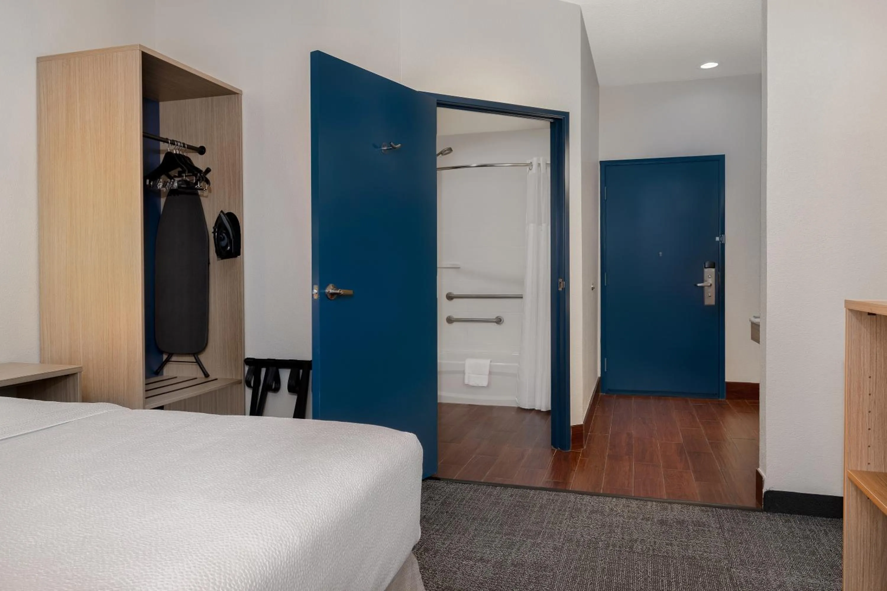 Bed in Baymont by Wyndham Evansville East