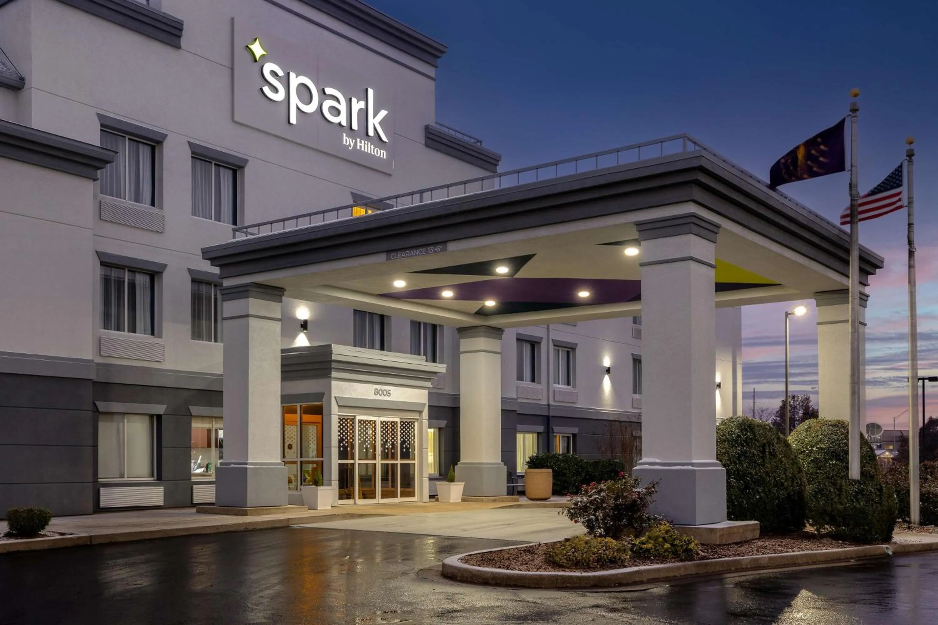 Property building in Spark By Hilton Evansville East, In