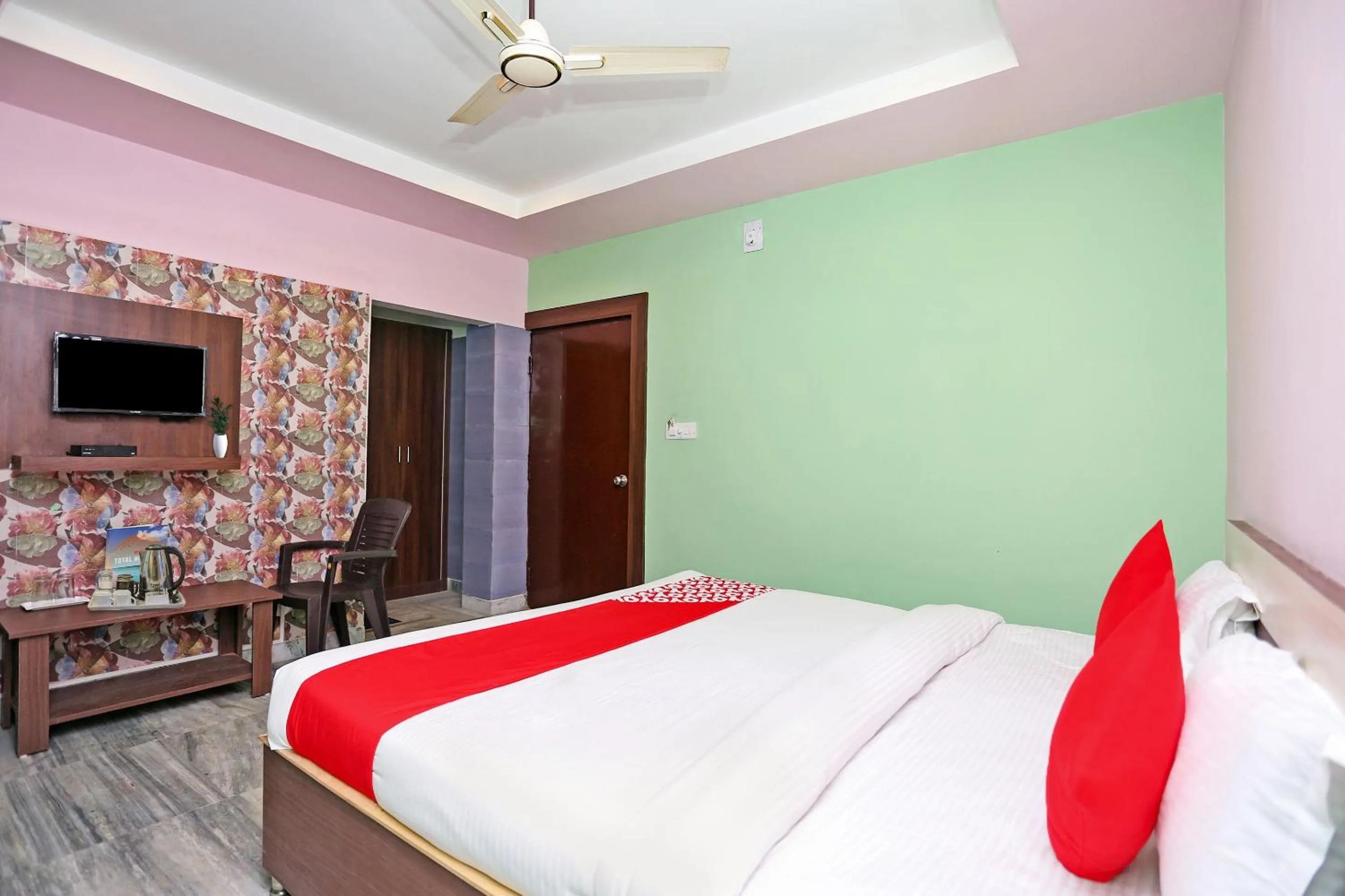 Bedroom, Bed in Collection O Aryan hotel