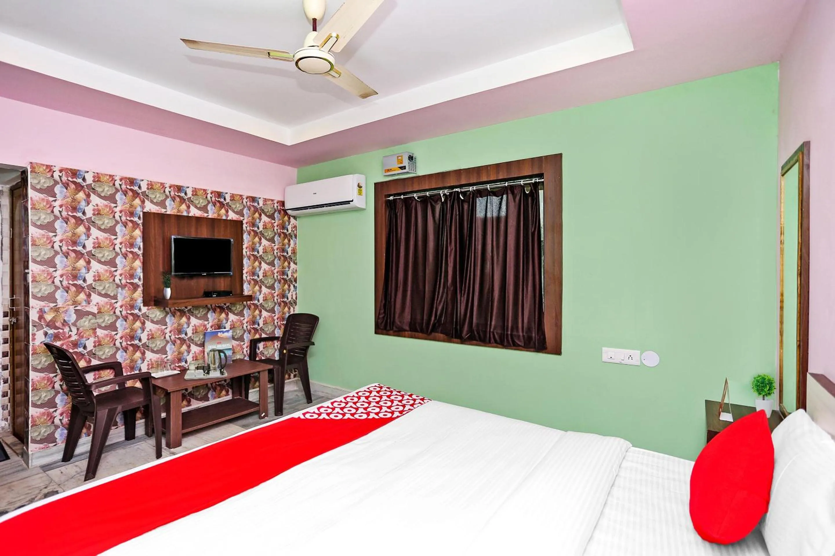 Bedroom, Bed in Collection O Aryan hotel