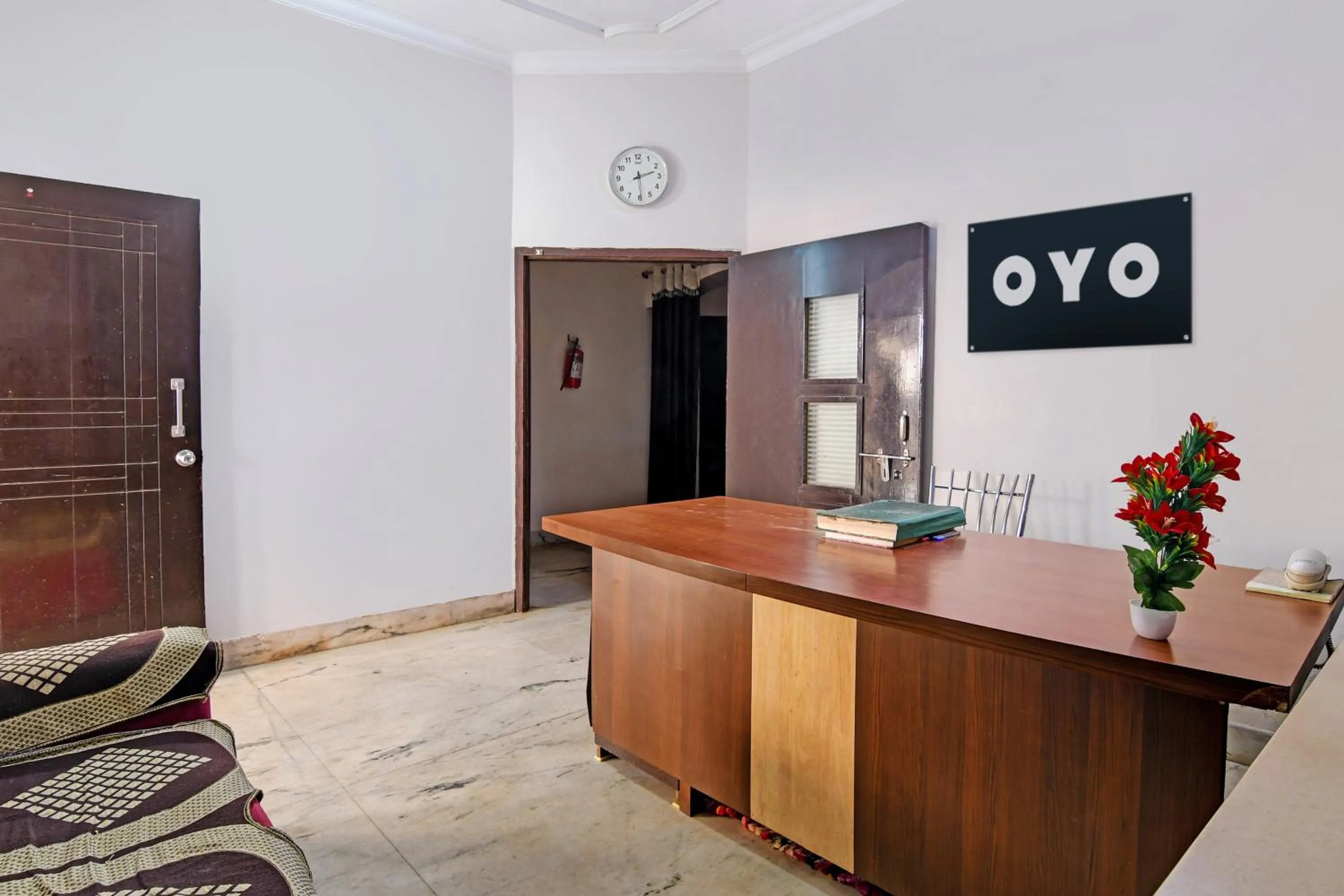 Lobby or reception in Hotel O Regal Stays