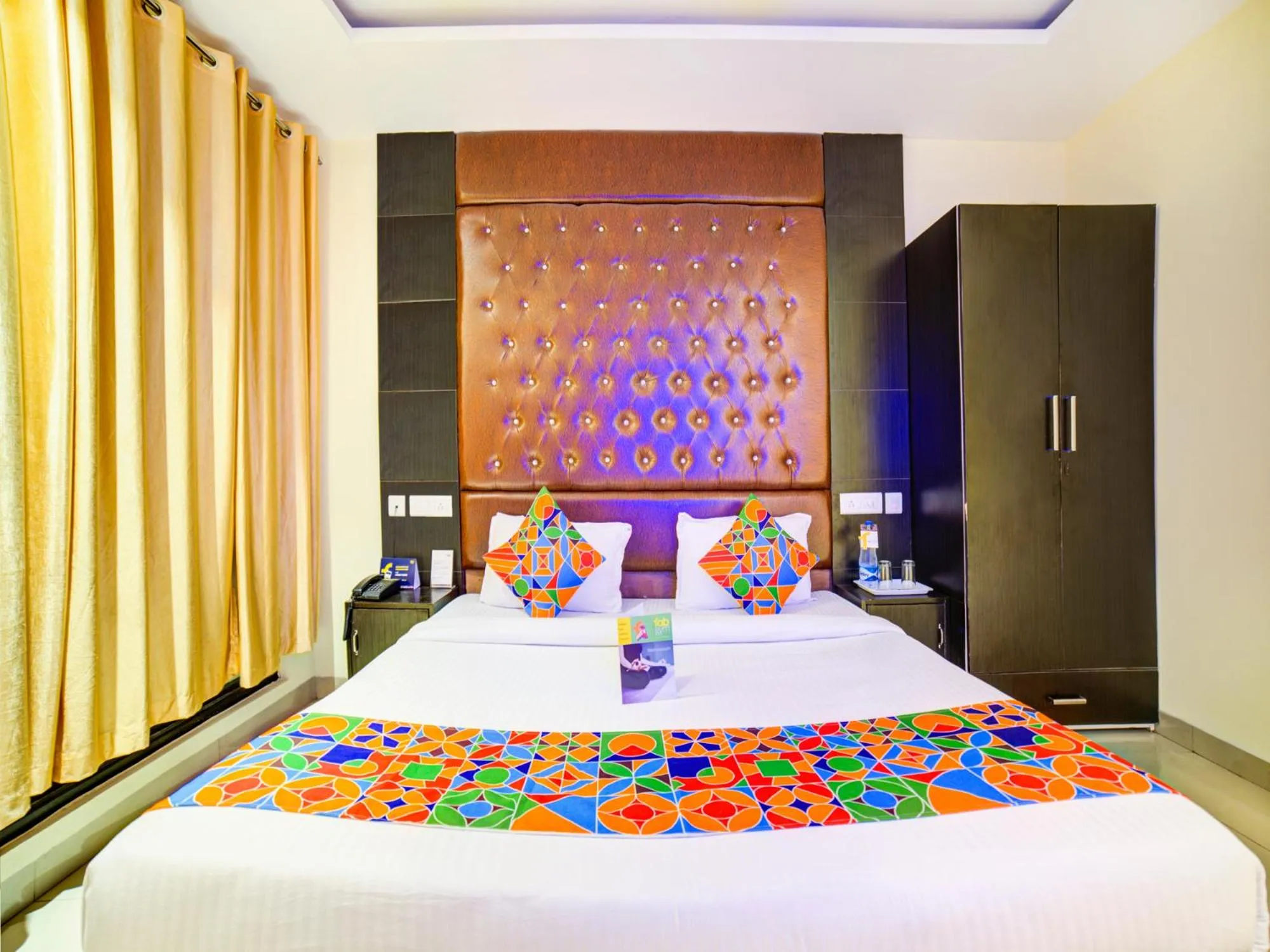 Bed in FabHotel Diamond Zirakpur