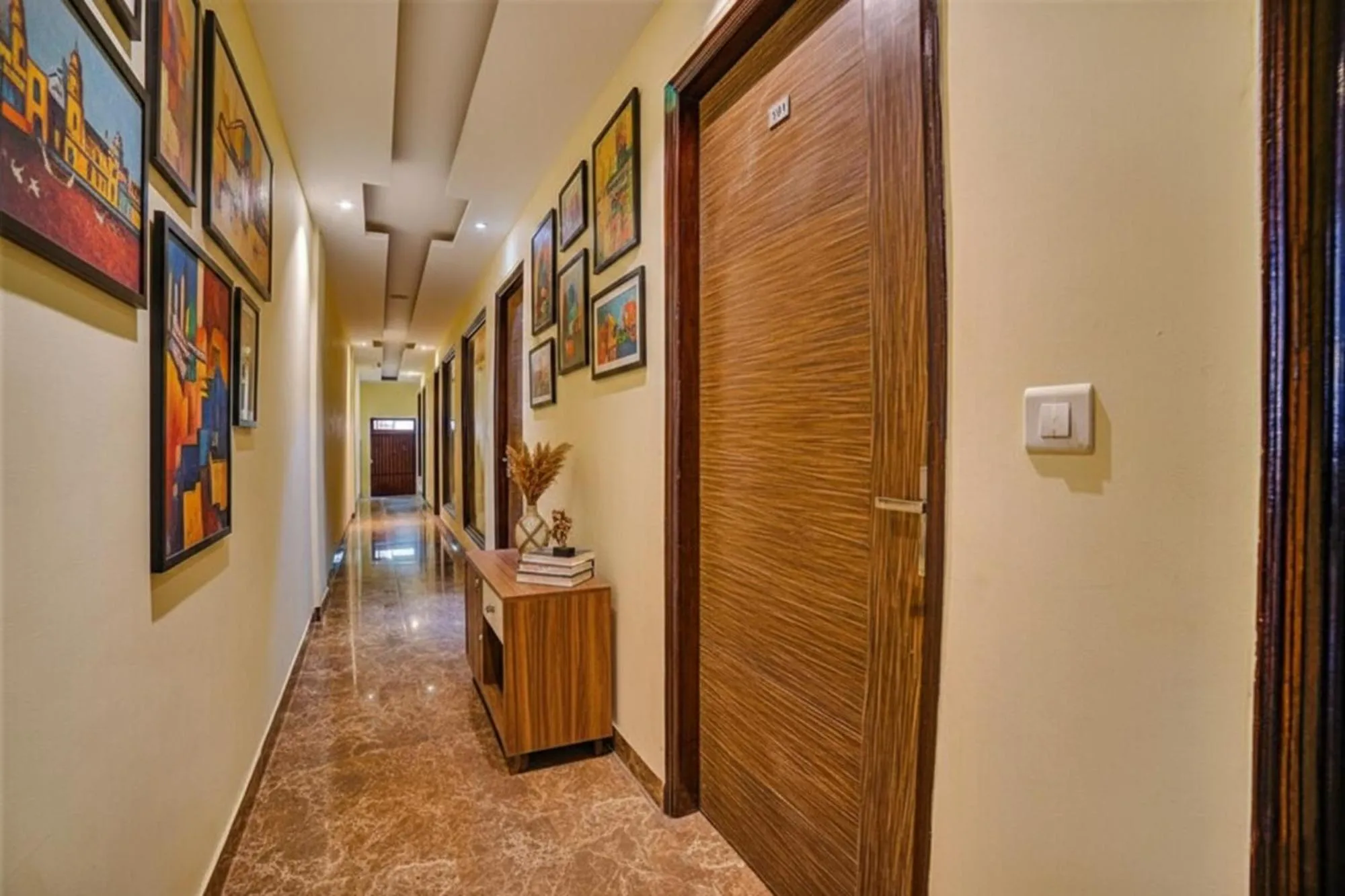 Lobby or reception in FabHotel Diamond Zirakpur