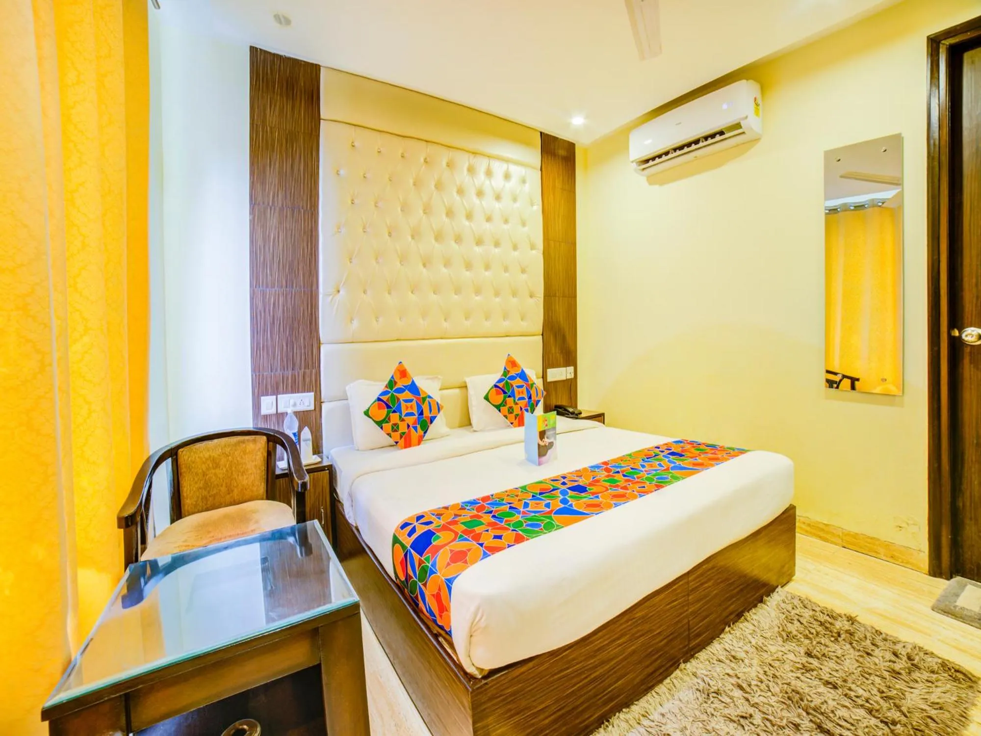 Bed in FabHotel Diamond Zirakpur