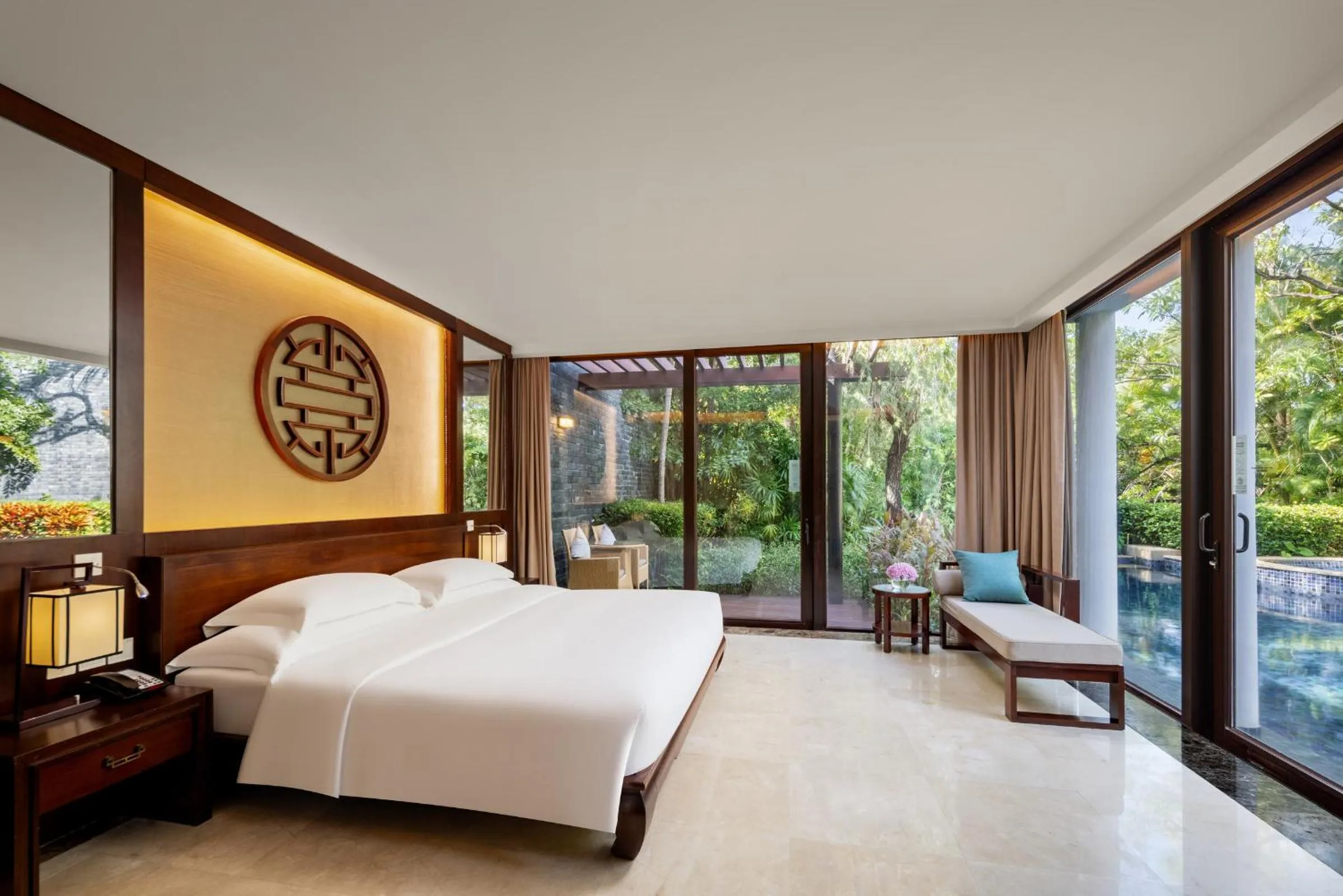 Bedroom, Bed in Banyan Tree Sanya