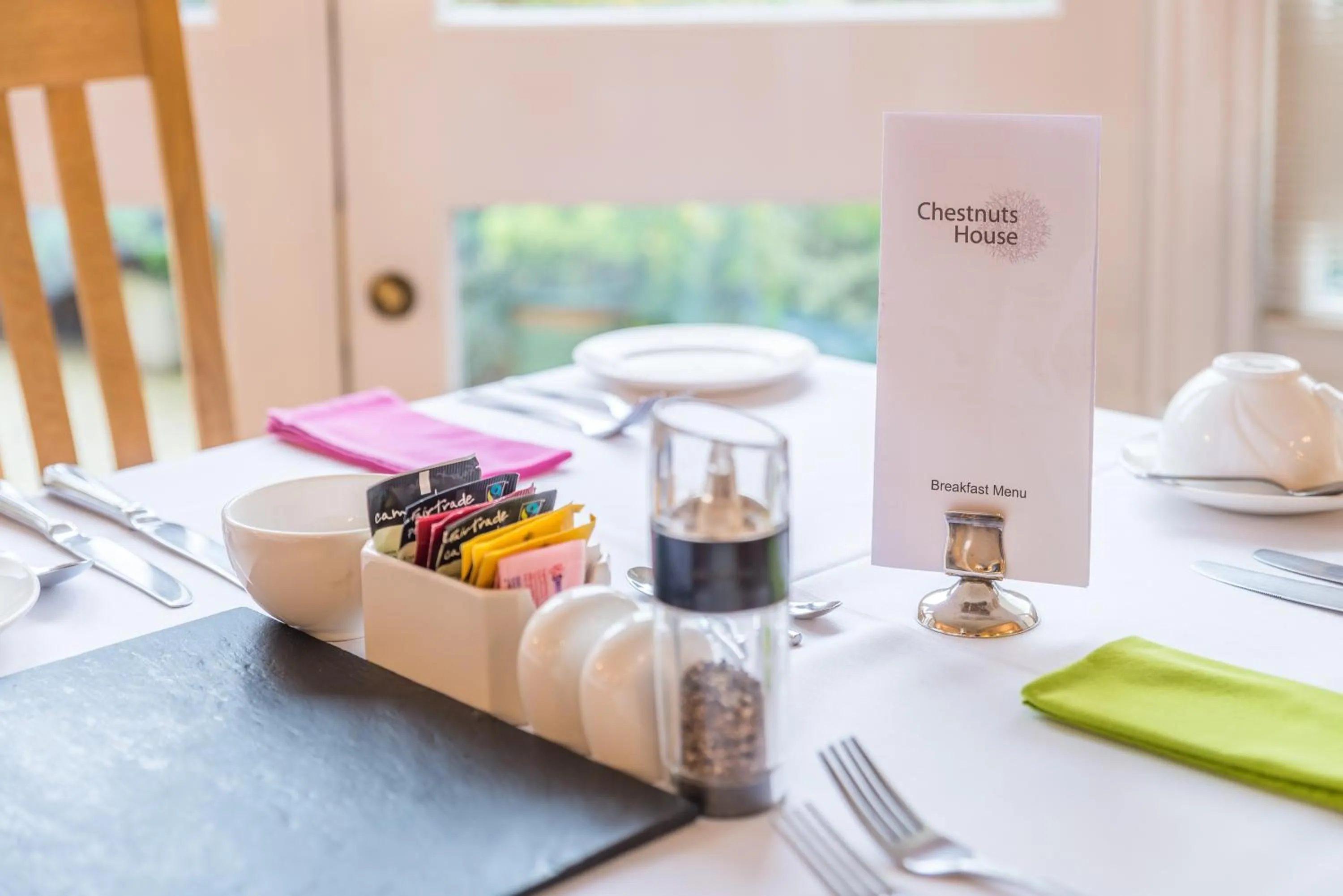 Food and drinks in Chestnuts House Boutique B&B