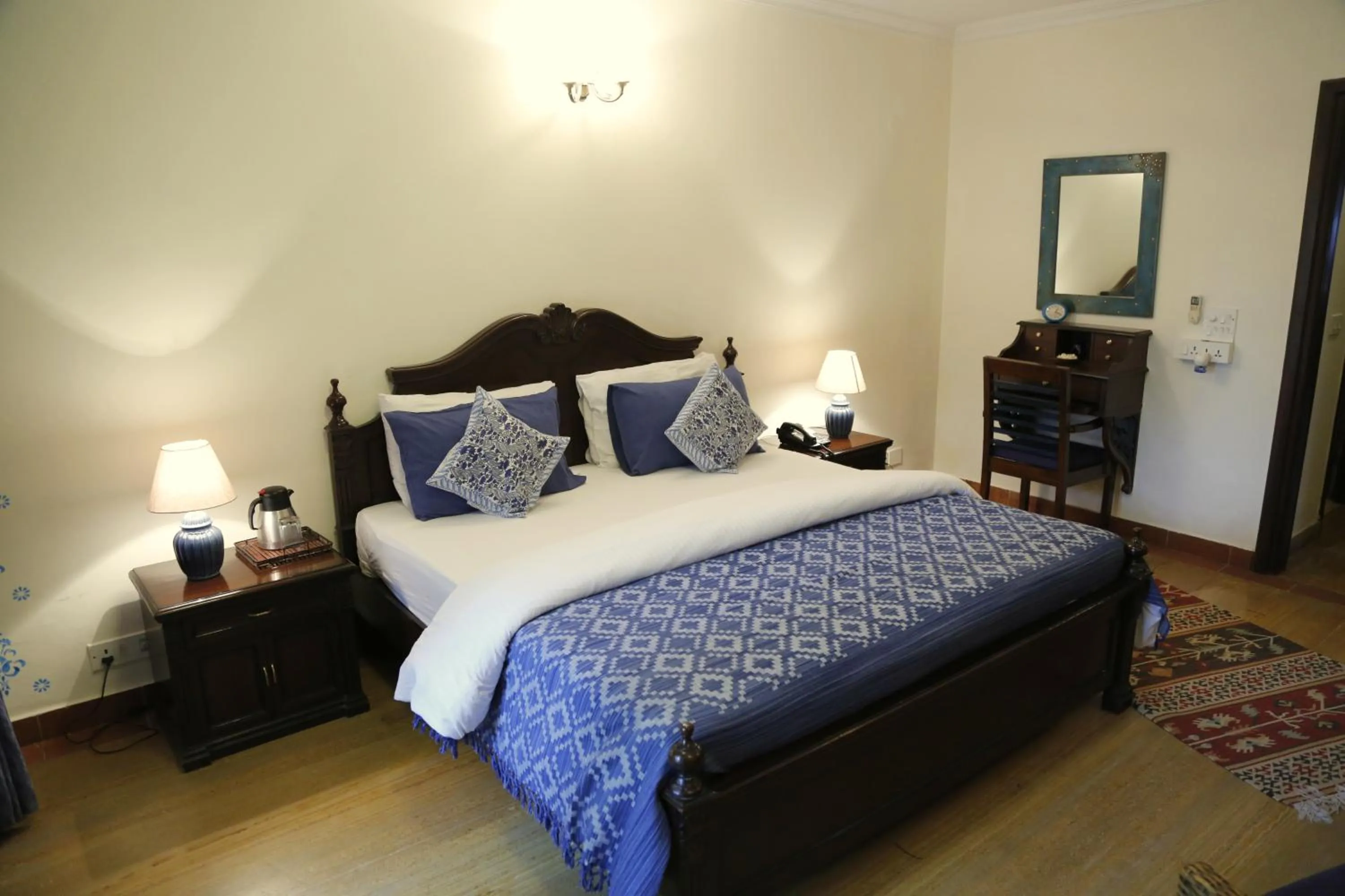 Bedroom, Bed in The Estate Villa