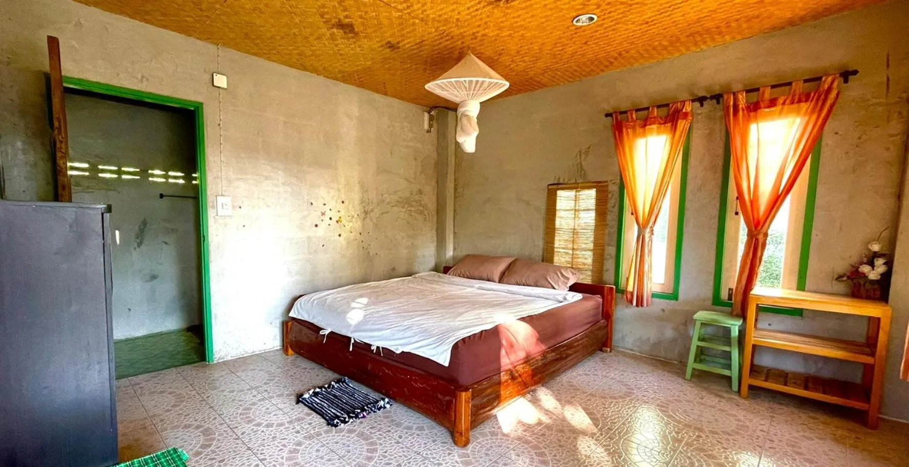 Bed in Rainbow House Pai