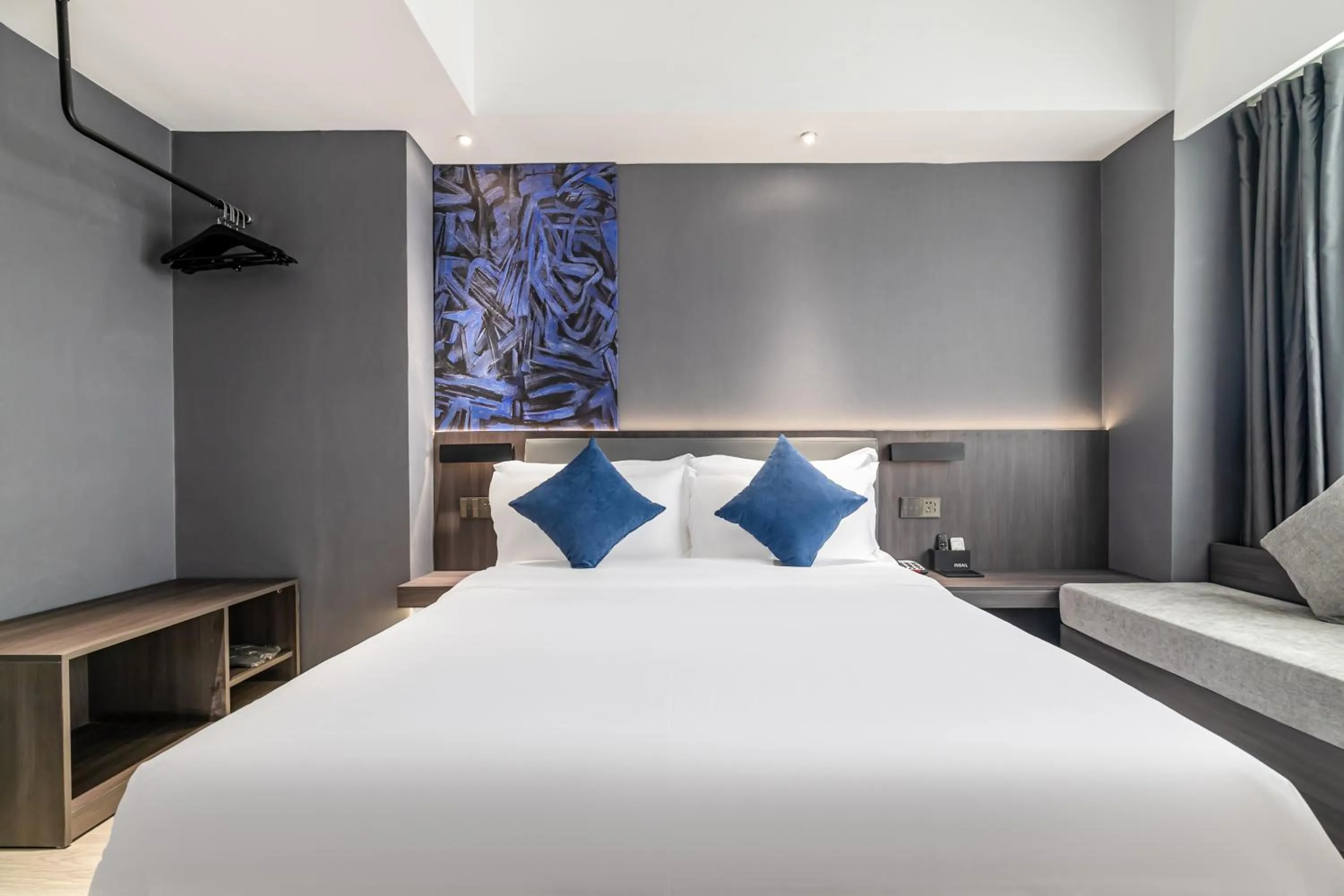 Bed in Insail Hotels (Guangyuanxincun Jingtai Pedestrian Street Guangzhou)