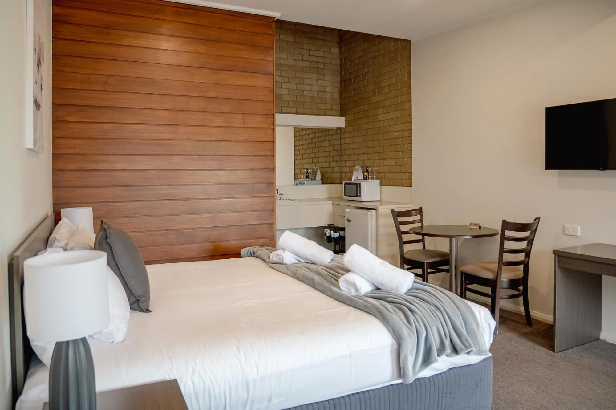 Bed in Mitchell On Main