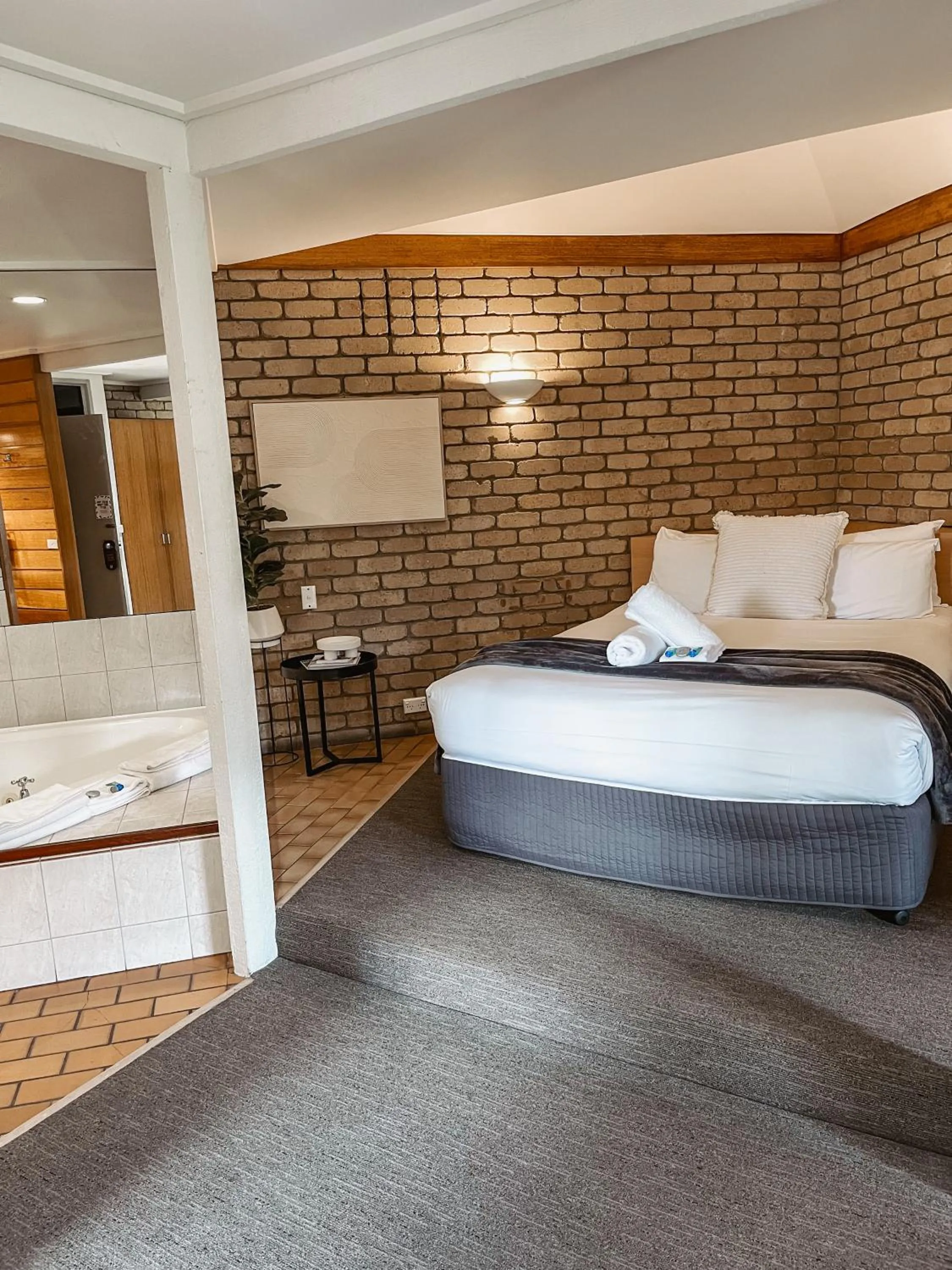 Bed in Mitchell On Main