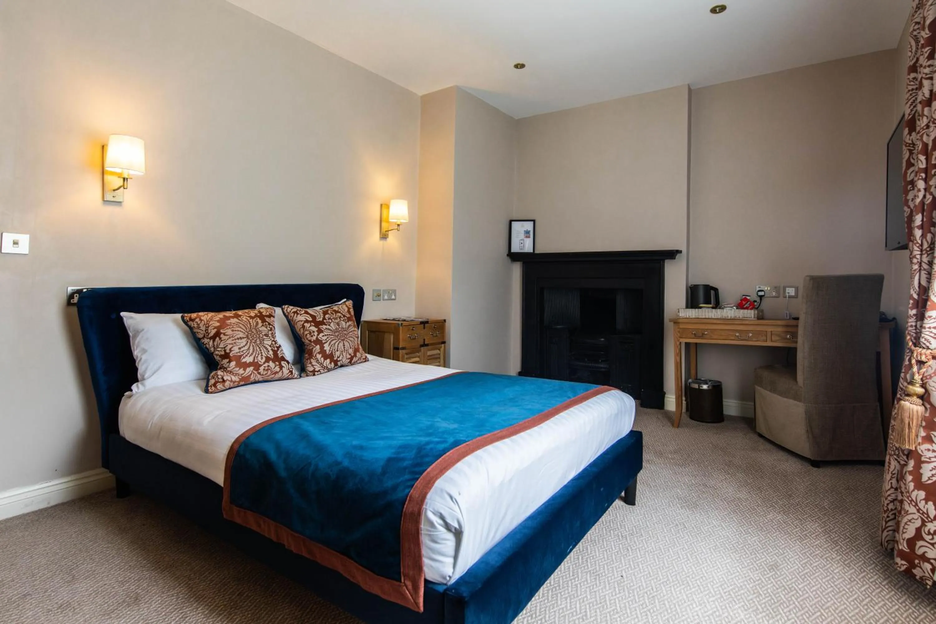 Bed in Owston Hall Hotel