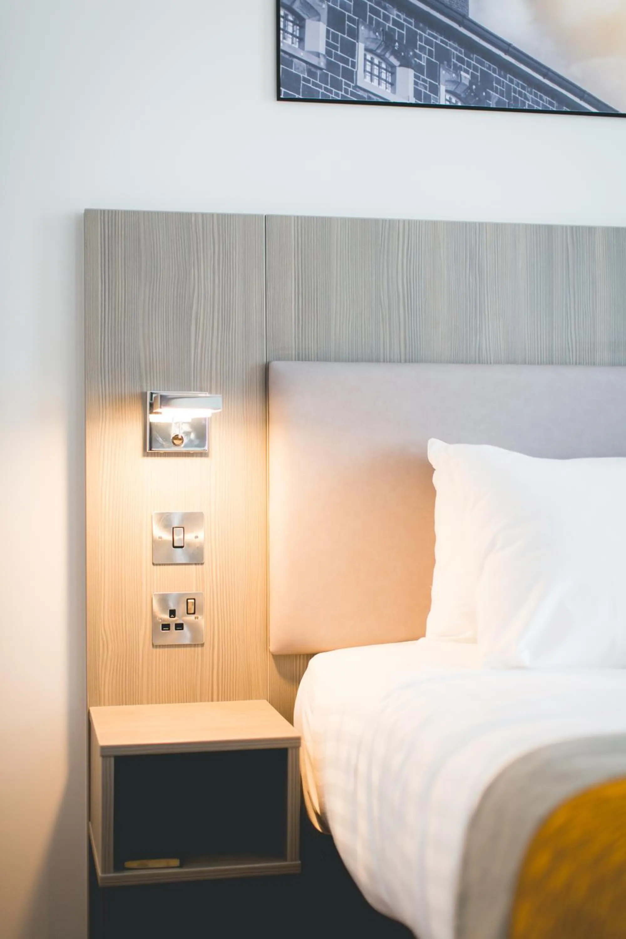 Bedroom, Bed in Maldron Hotel Newcastle