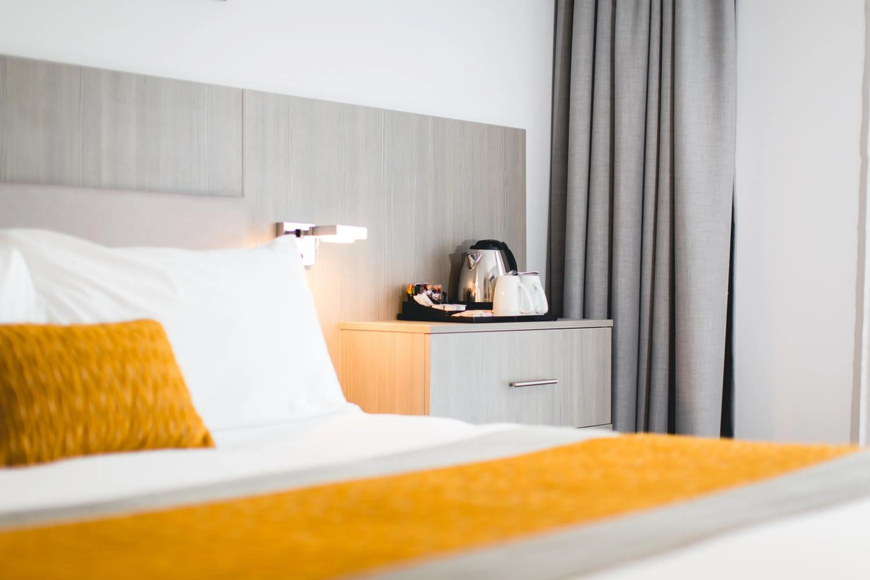 Bedroom, Bed in Maldron Hotel Newcastle