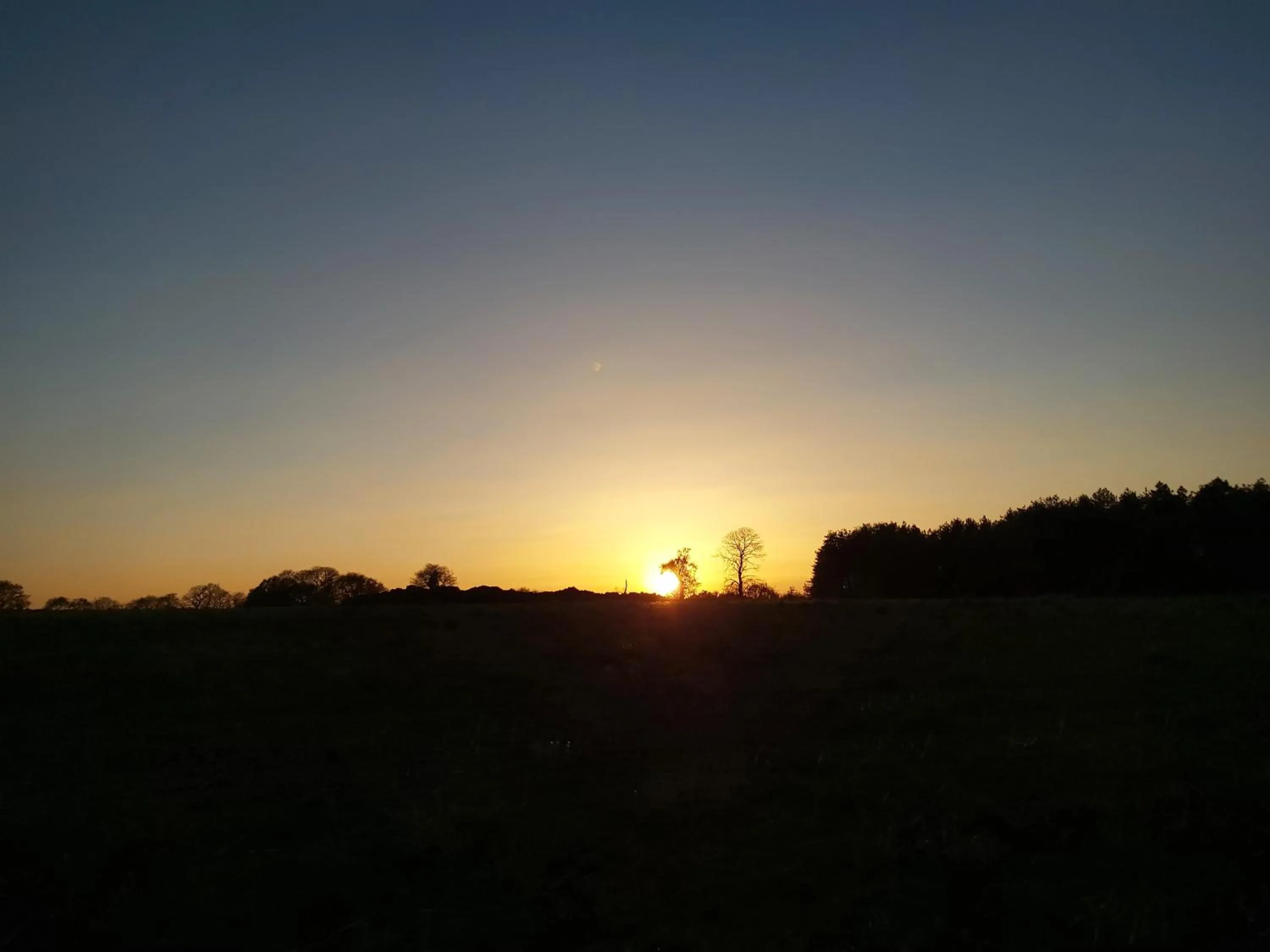 Sunset in L'Oustaou du Bodo