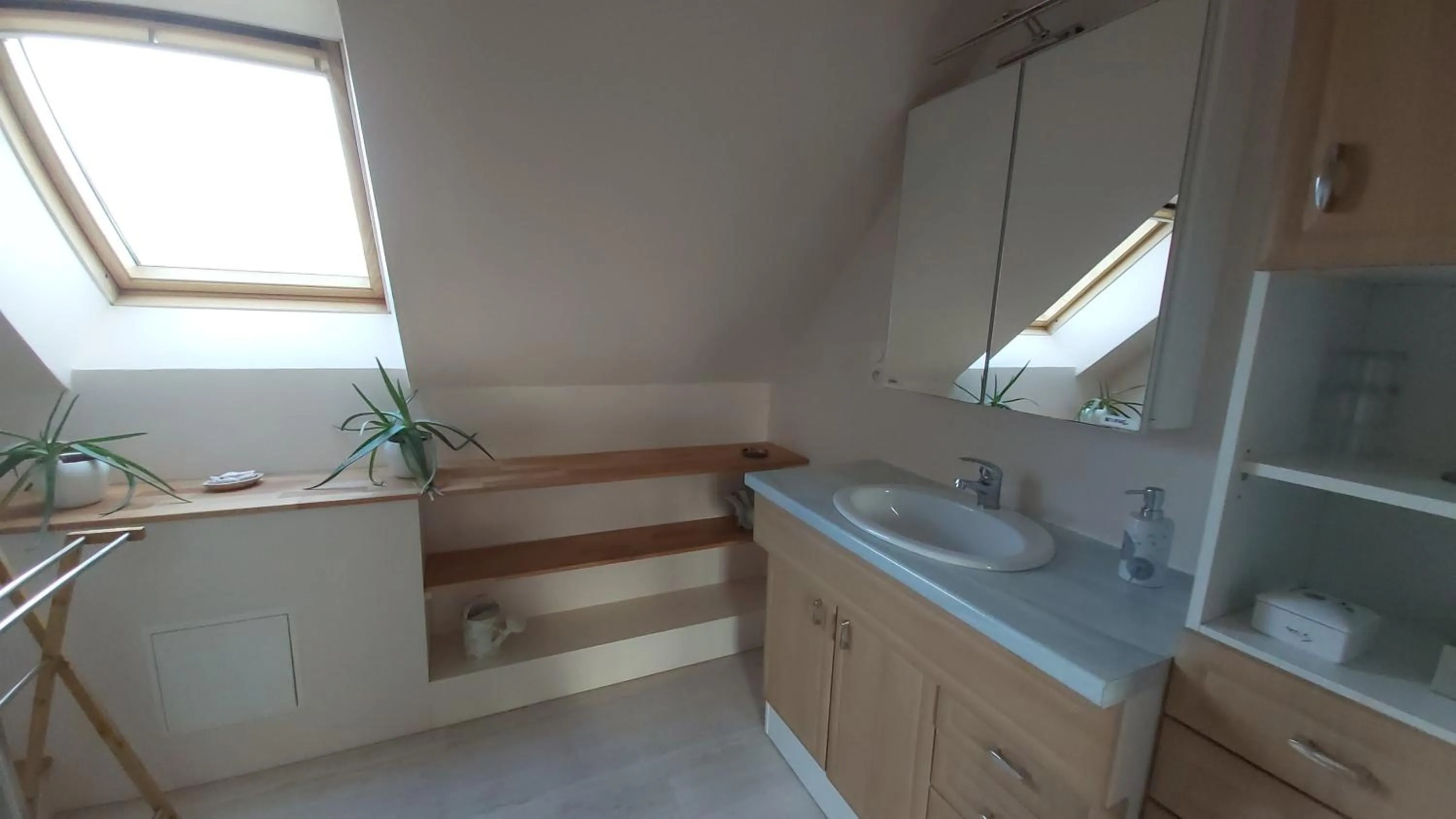 Bathroom in L'Oustaou du Bodo