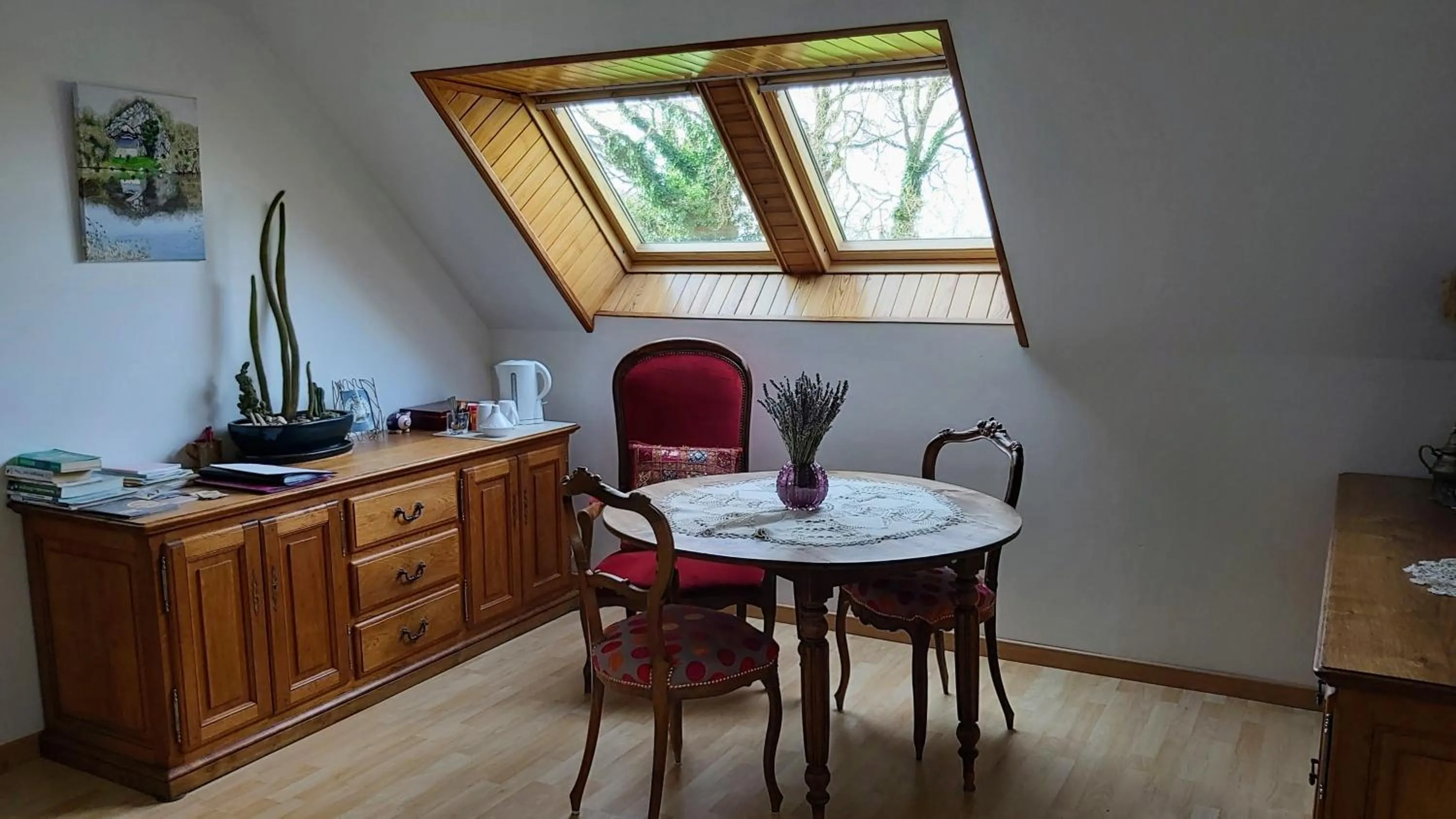 Seating area in L'Oustaou du Bodo