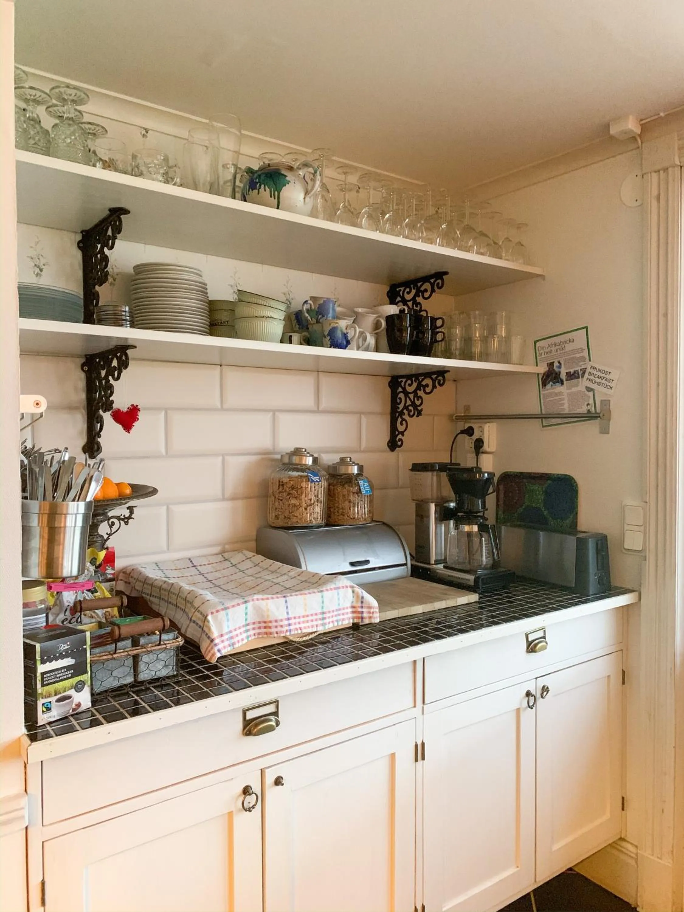 Breakfast in Mamma Carinas Pensionat B&B