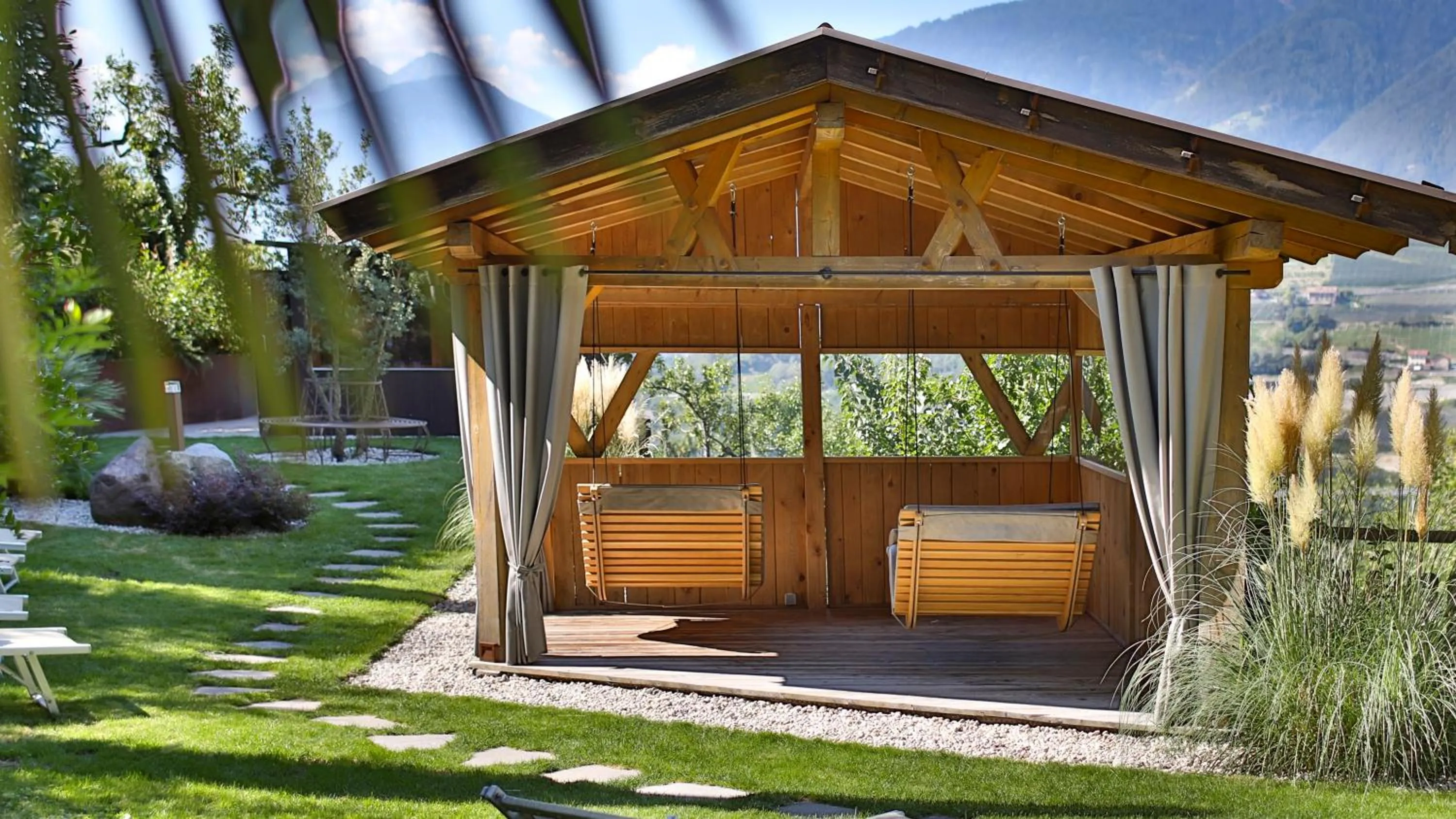 Swimming pool in Hotel Weingut Innerleiterhof